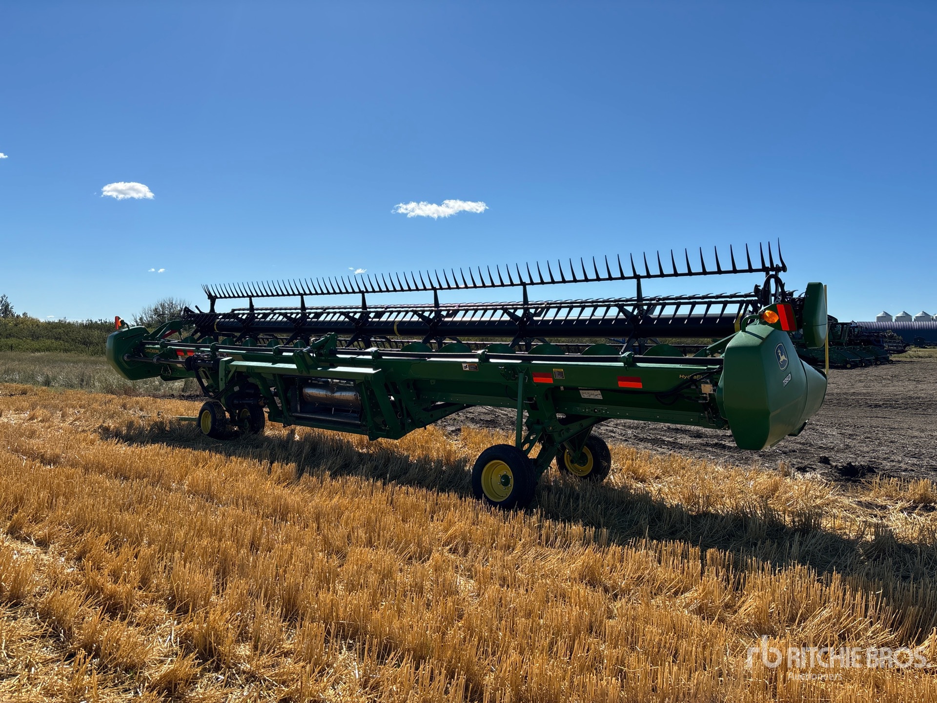 John Deere 735D