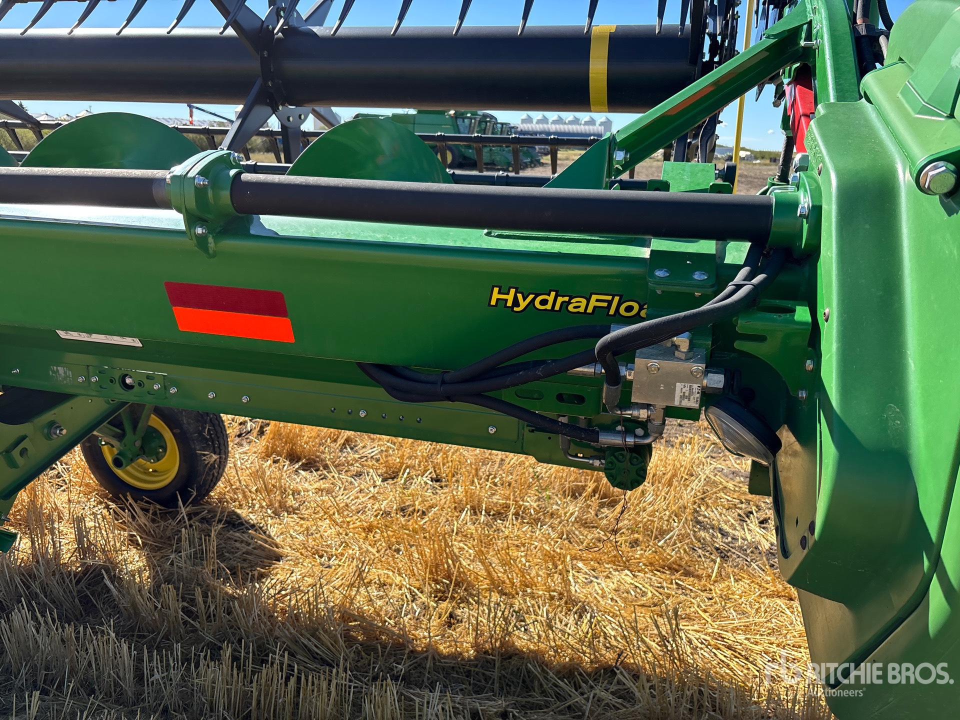 John Deere 735D