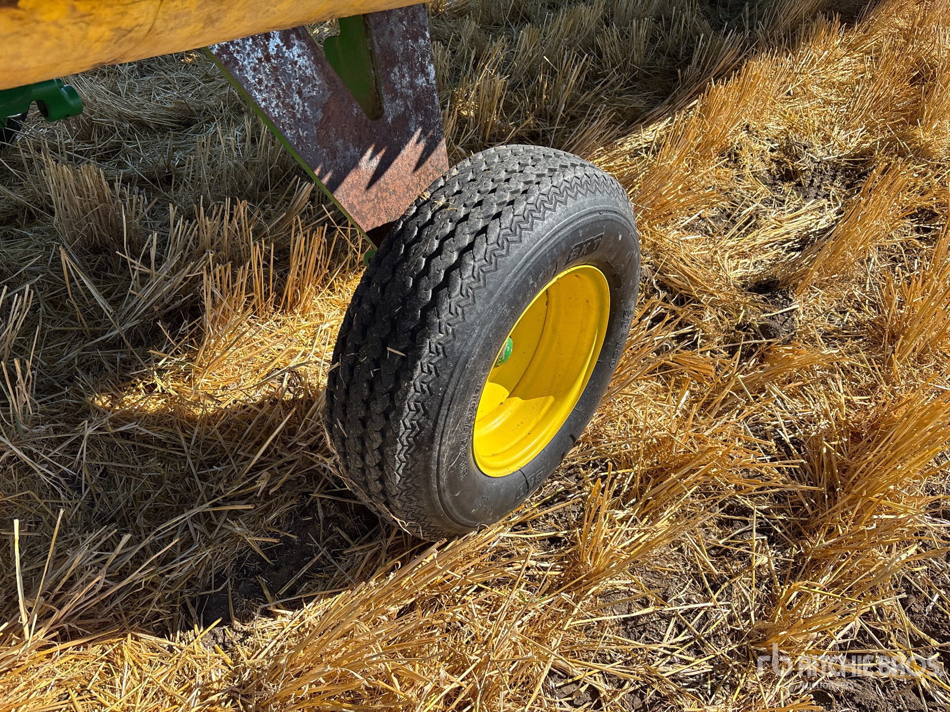 John Deere 735D