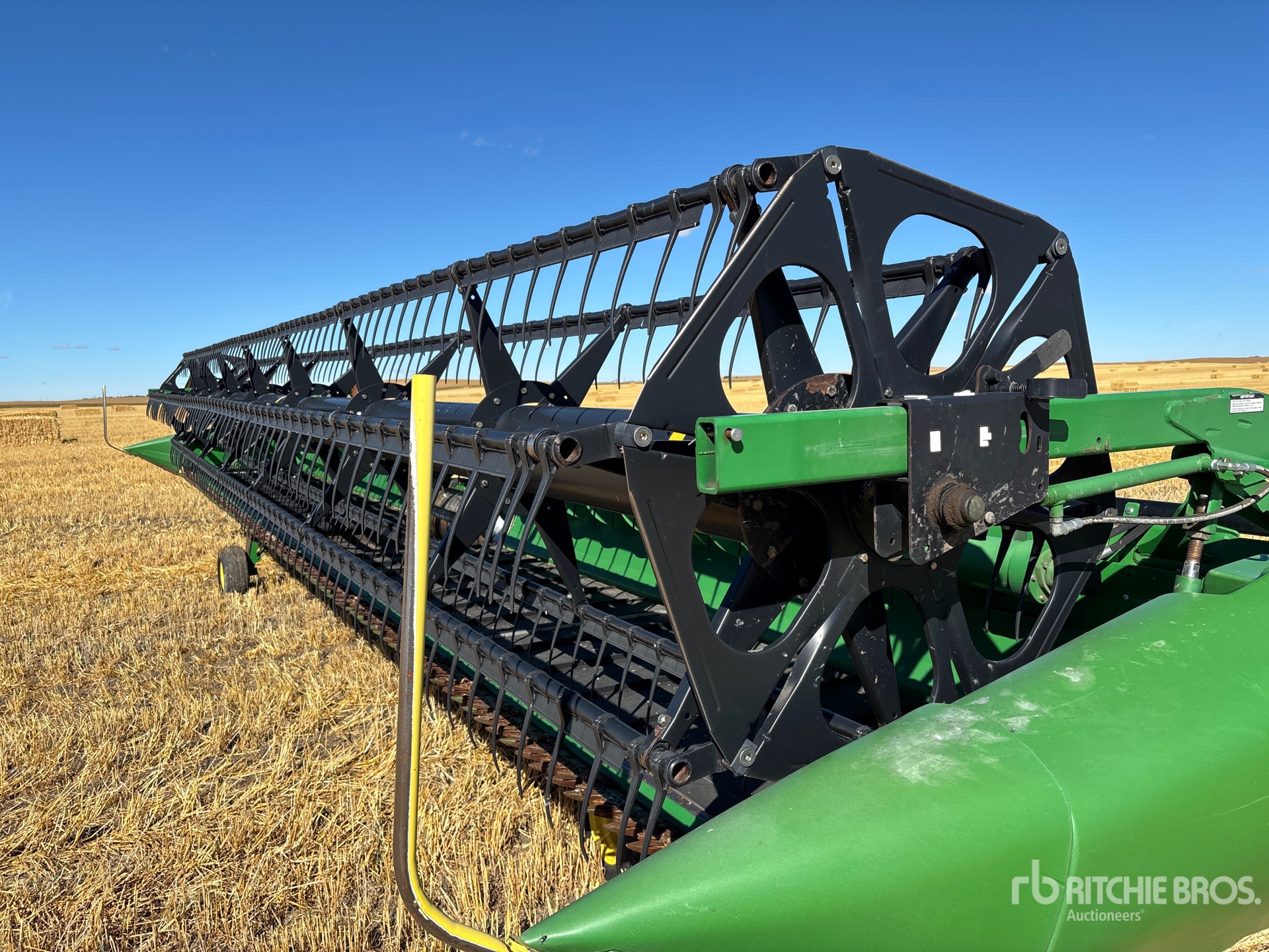John Deere 635D