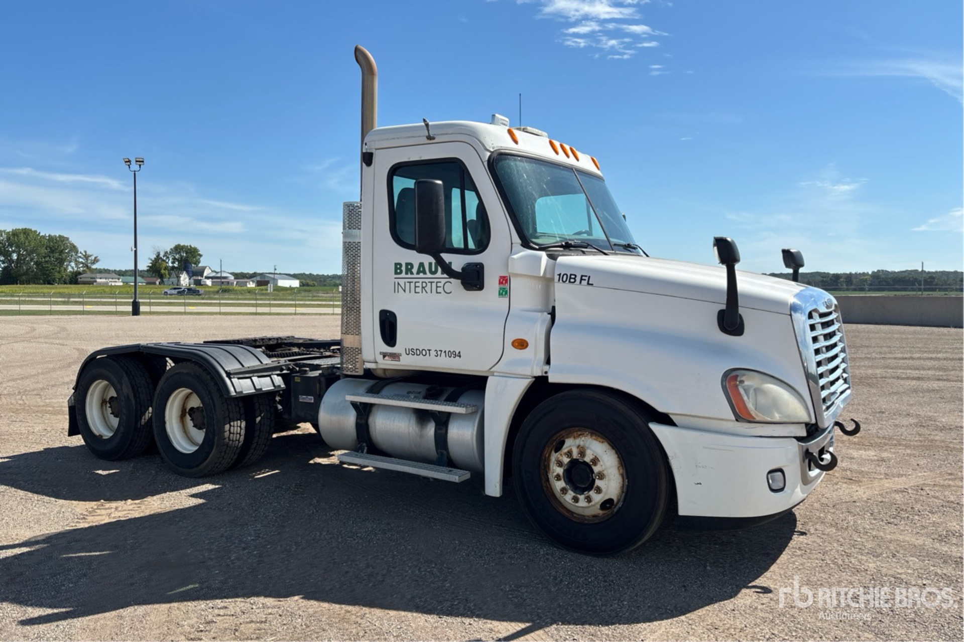 2010 Freightliner CASCADIA 125