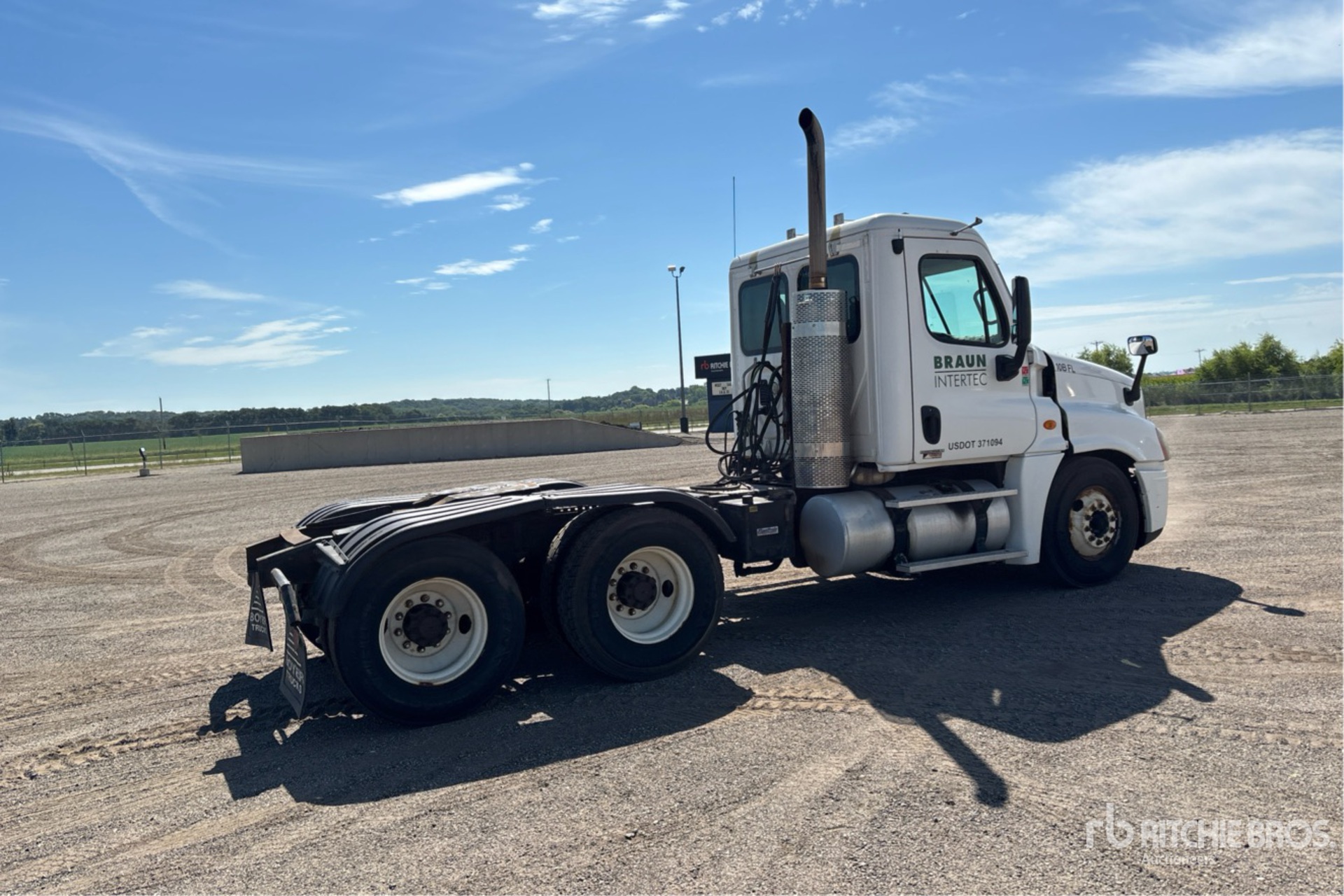 2010 Freightliner CASCADIA 125