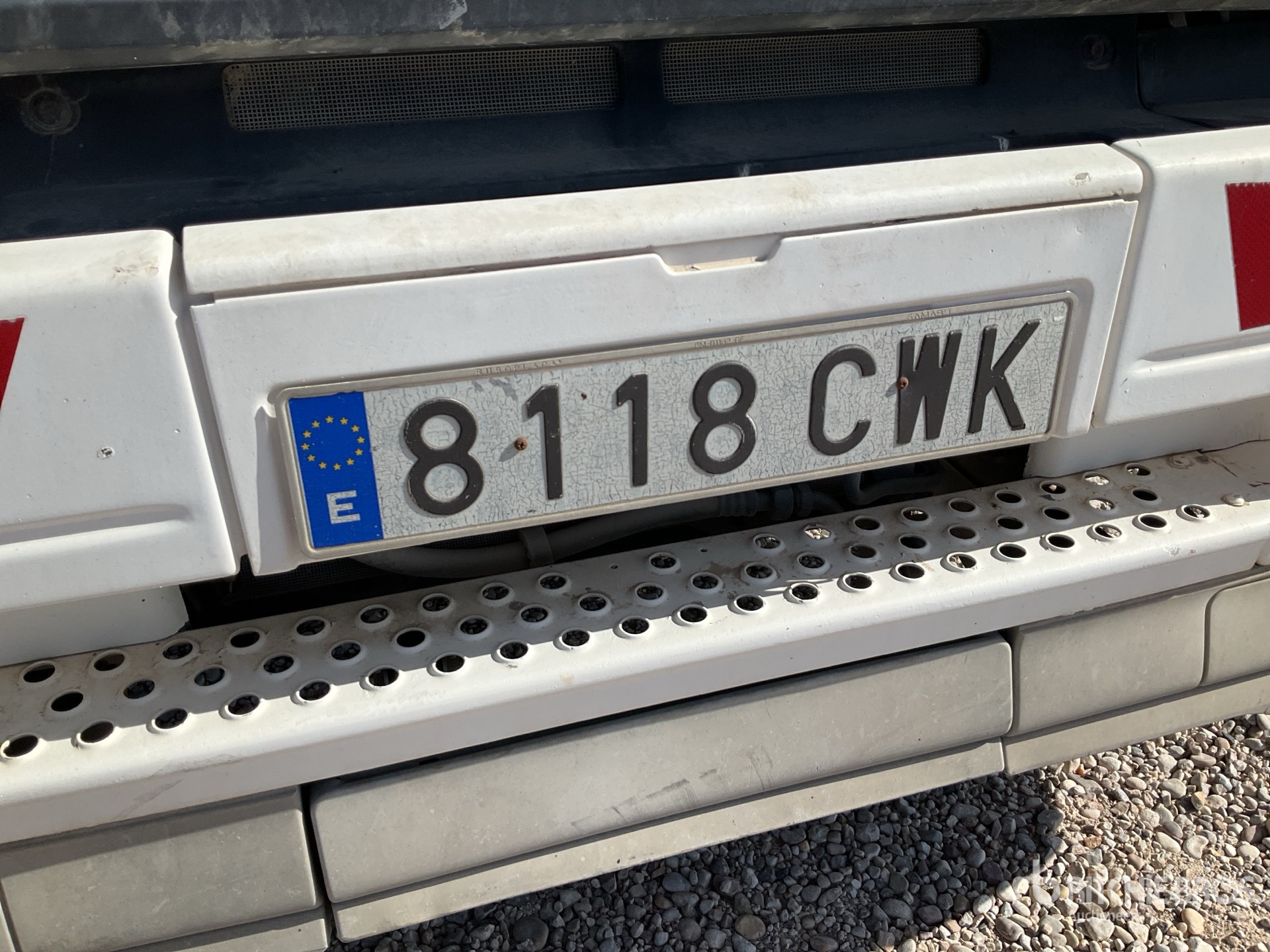 2003 Mercedes-Benz 1828