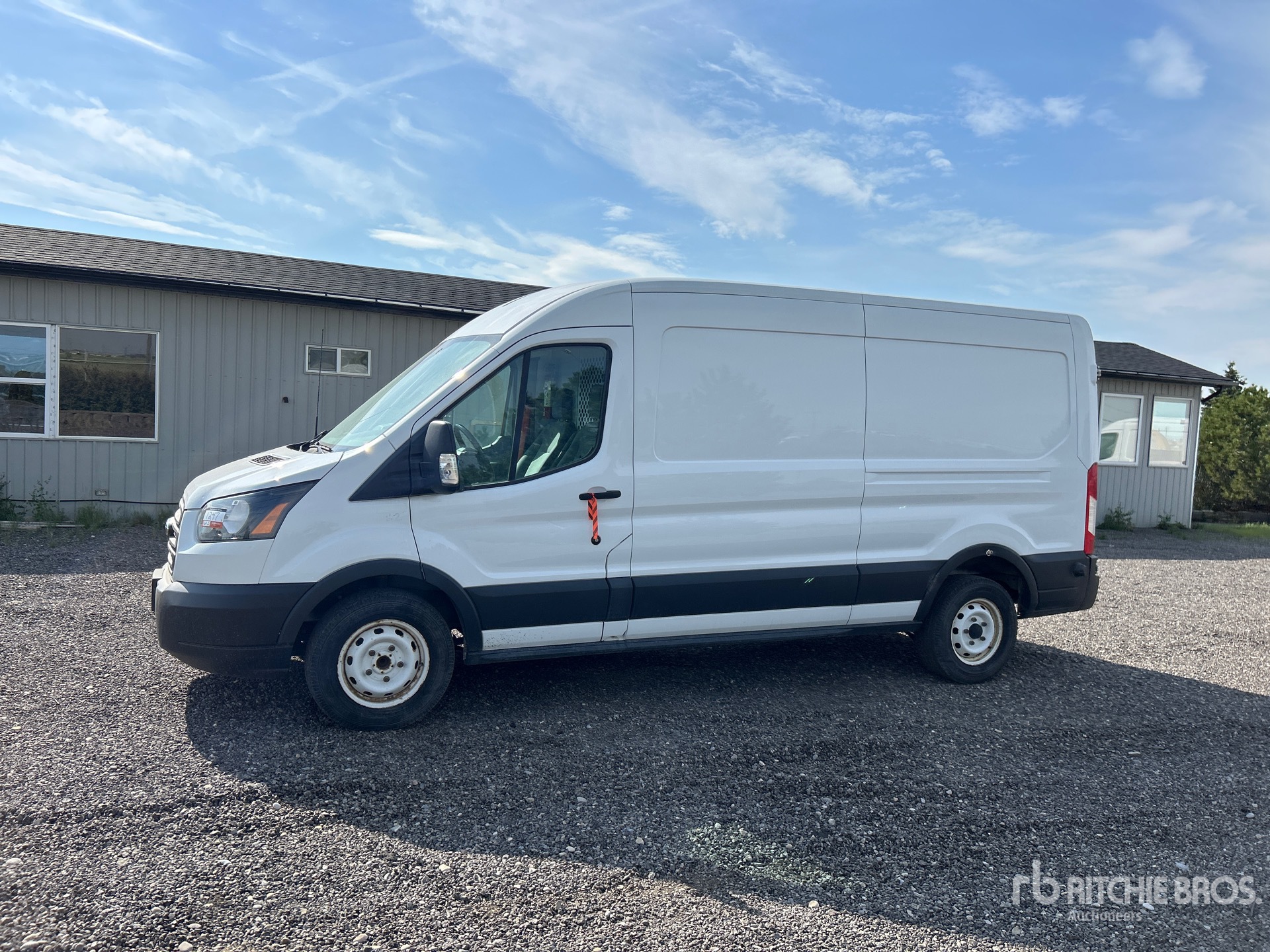 Photo of 2018 Ford TRANSIT 250