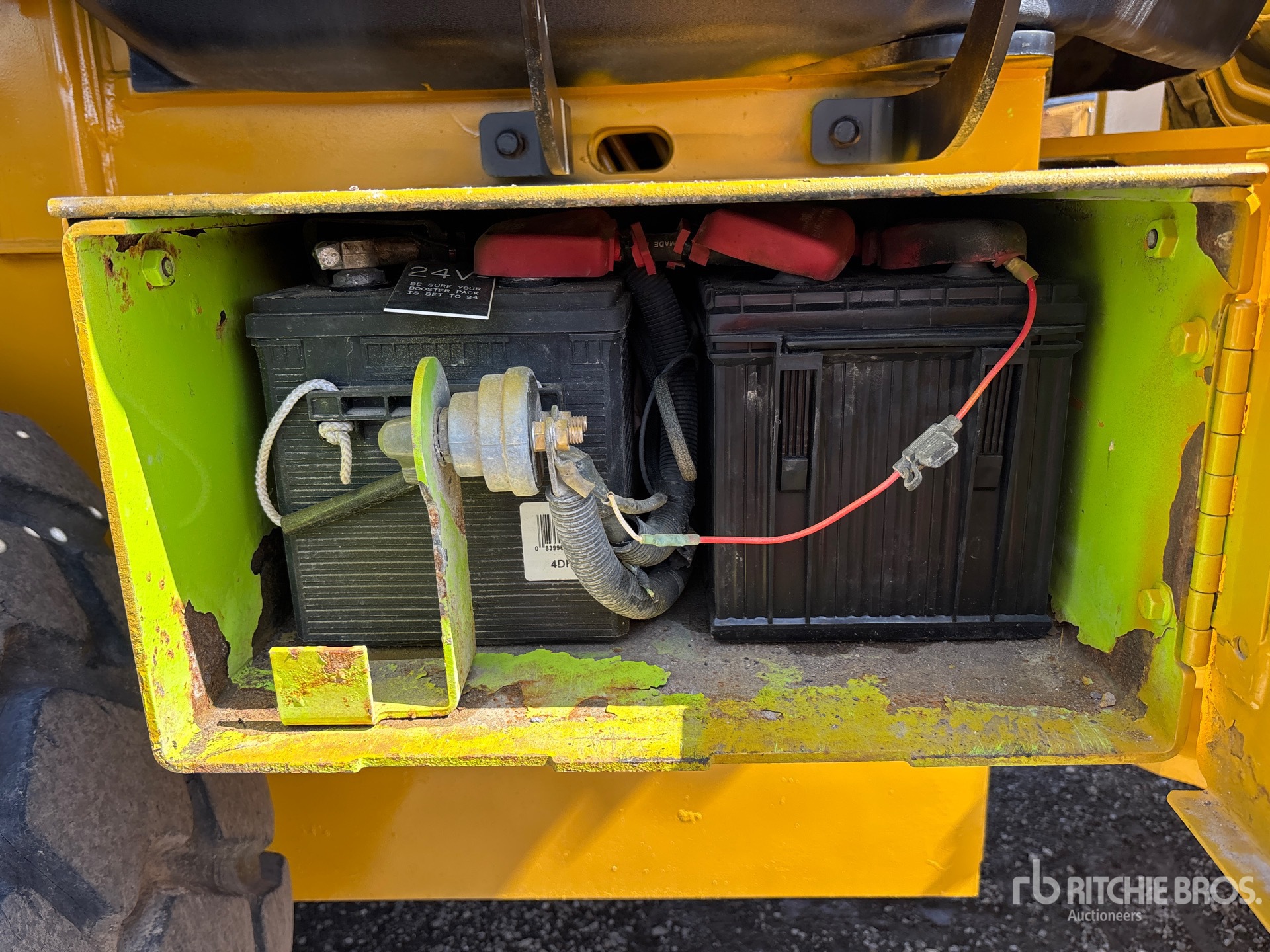 2010 John Deere 724K