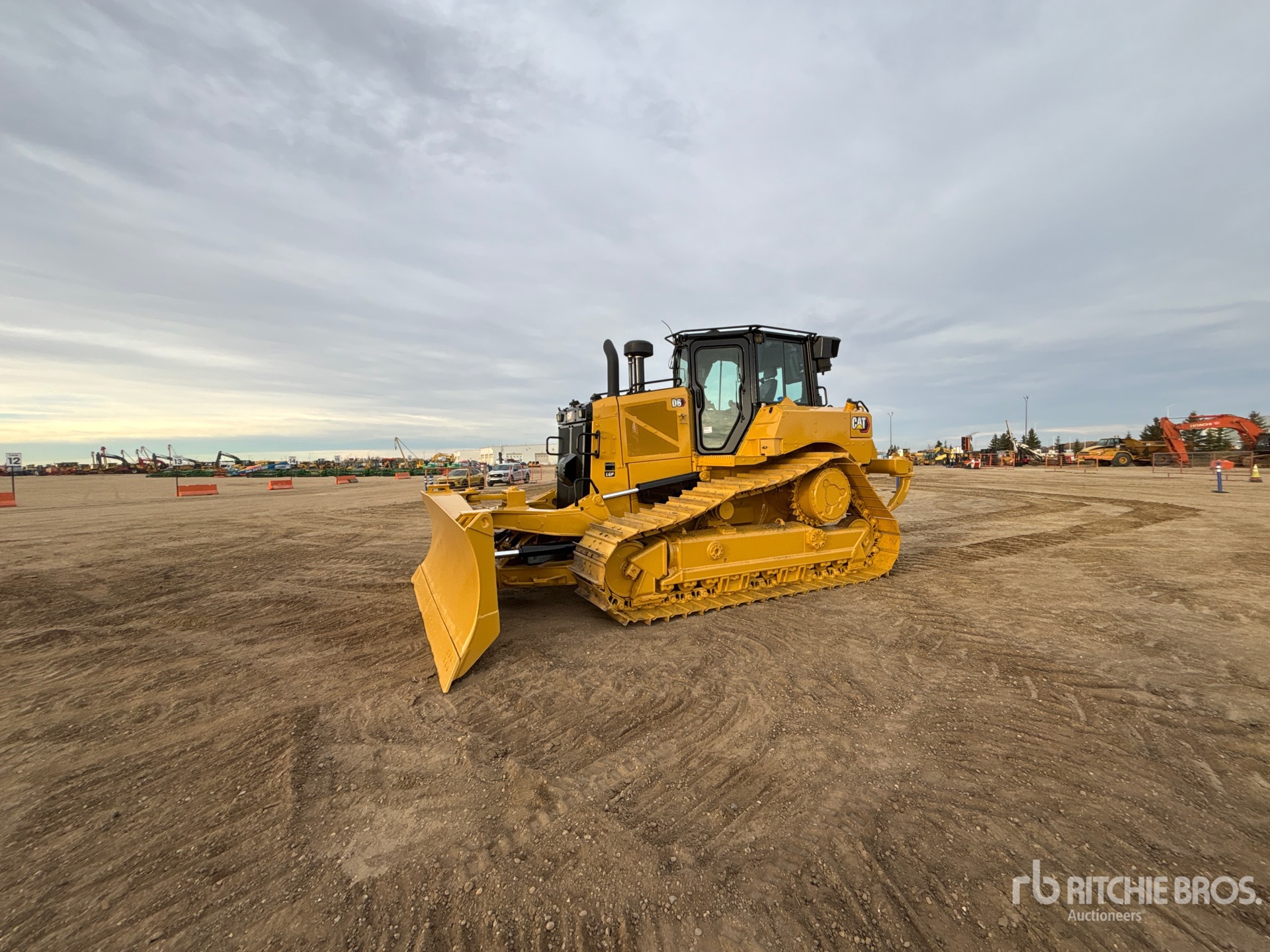 2021 Caterpillar D6 LGP