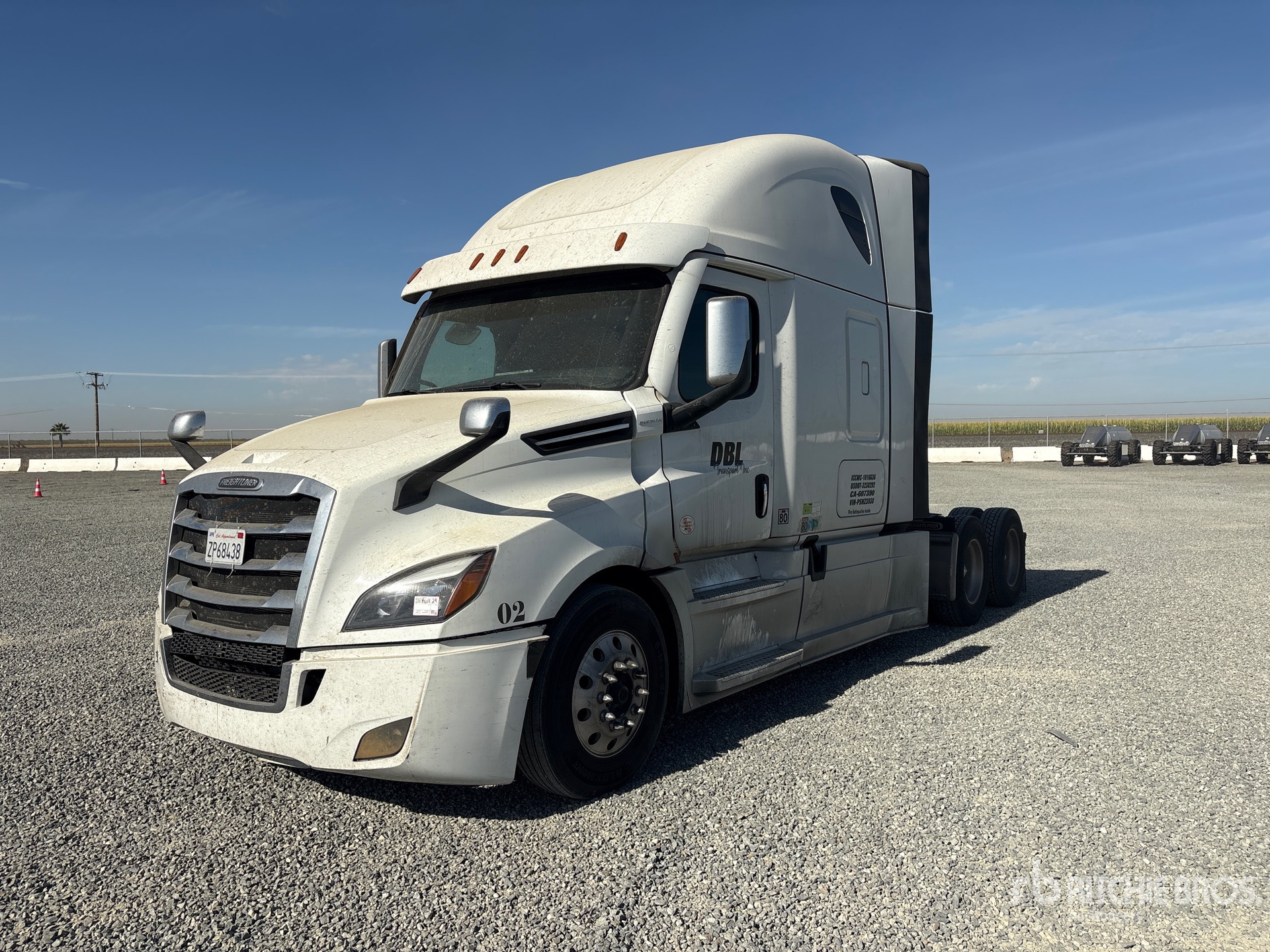 2023 Freightliner 6x4