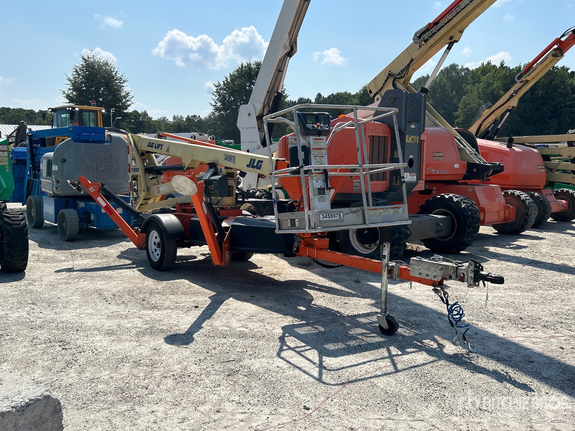JLG T-350