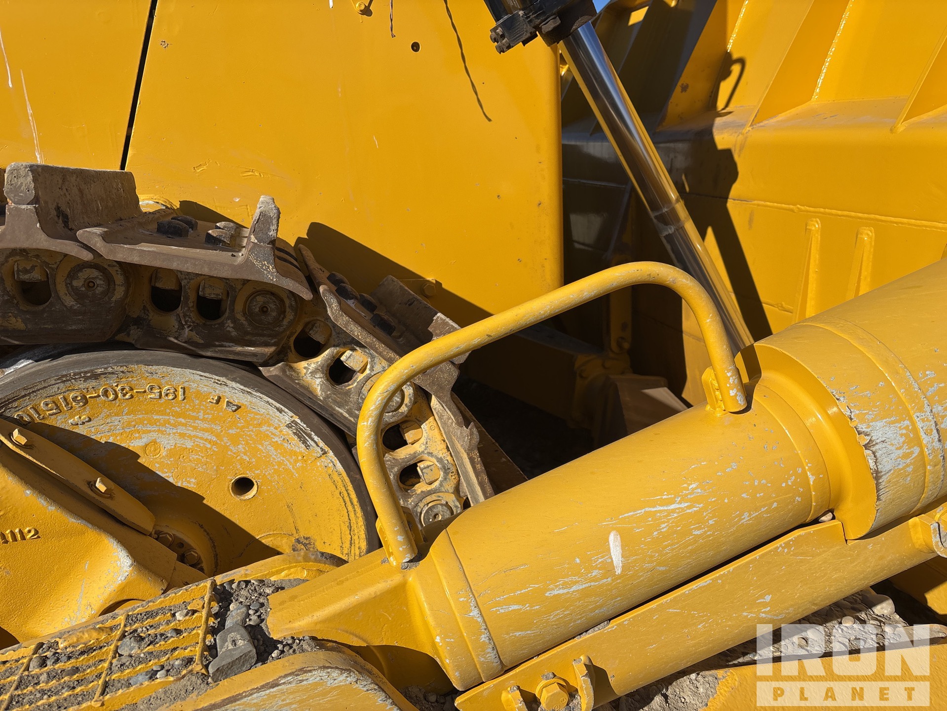 1999 Komatsu D375A-3