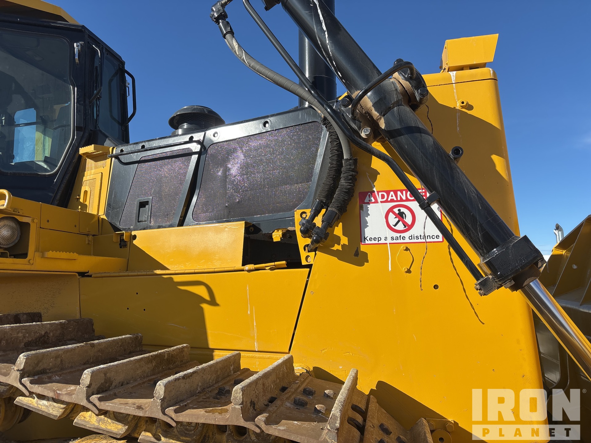 1999 Komatsu D375A-3