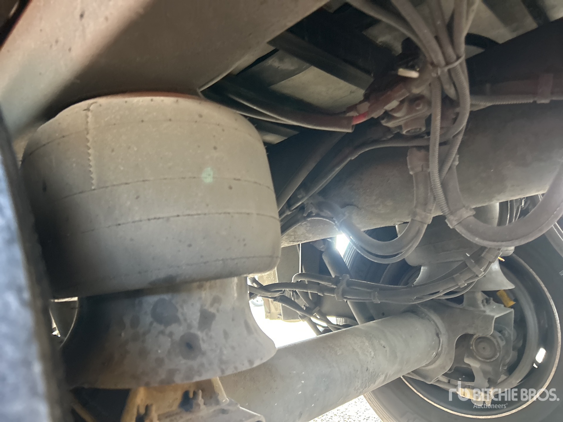 2015 Utility VS2RA