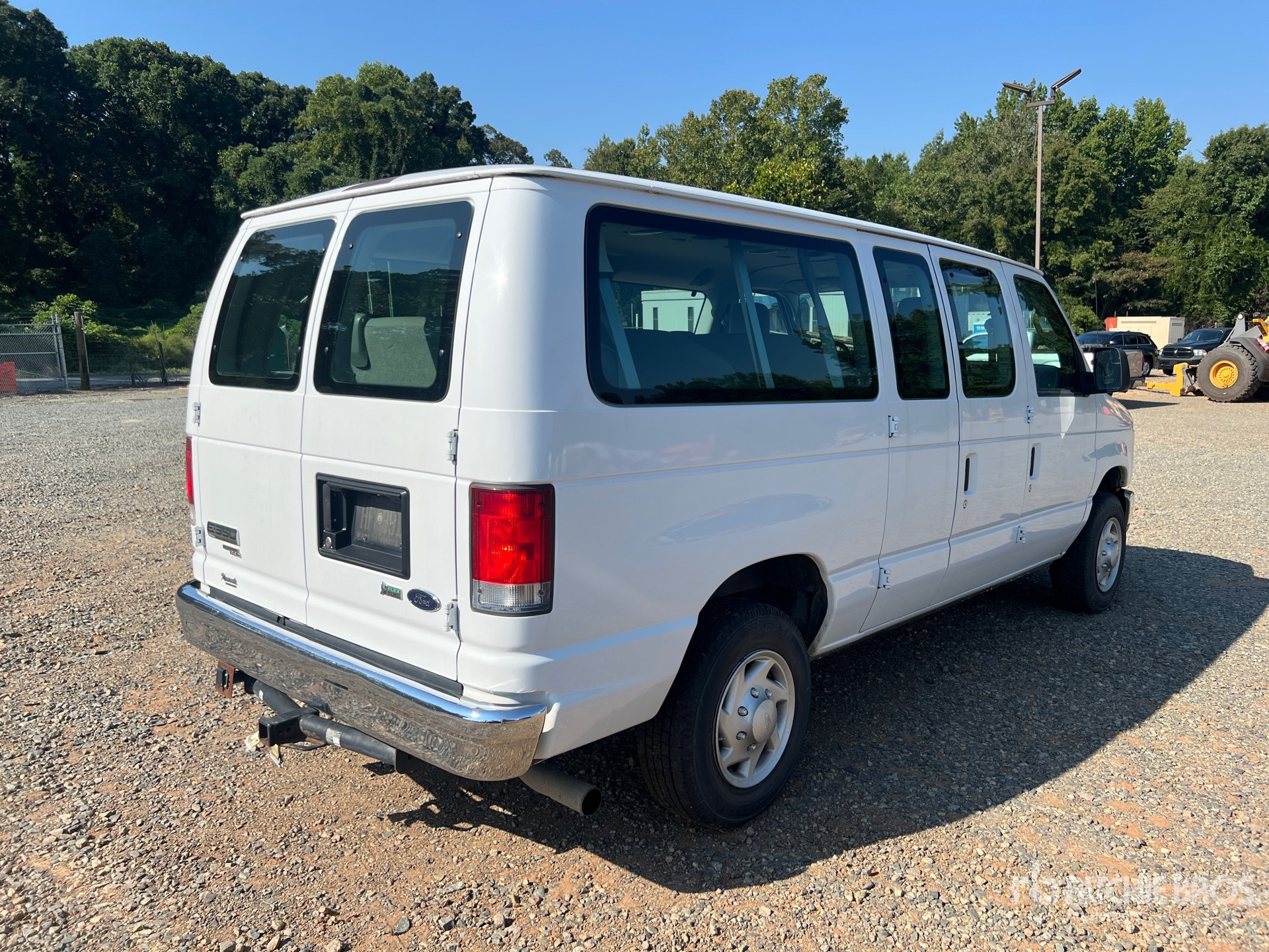 2014 Ford E-350