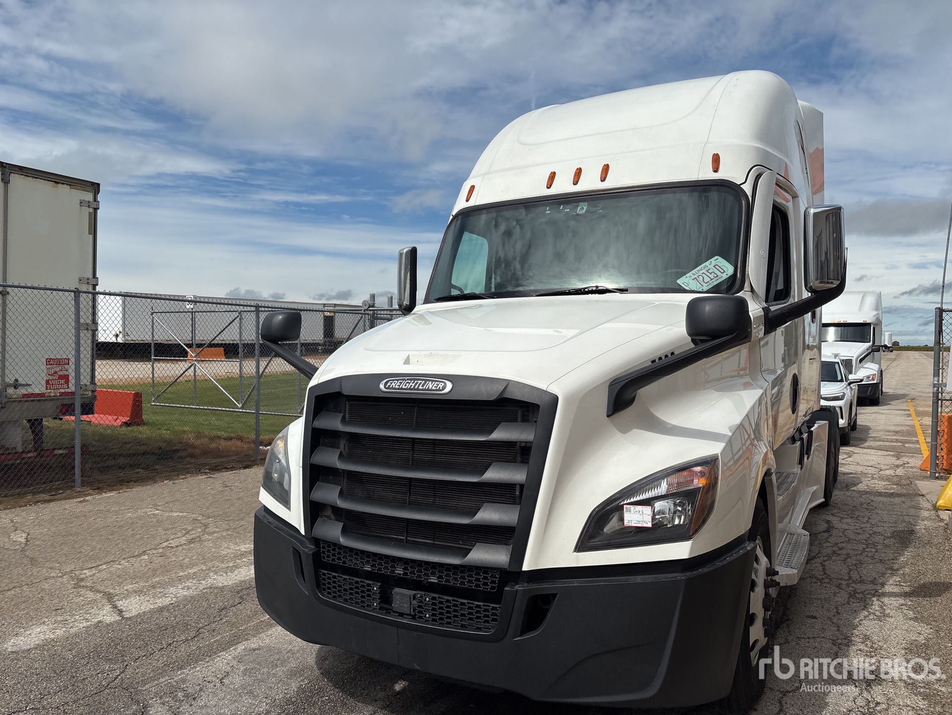 2020 Freightliner CASCADIA 126