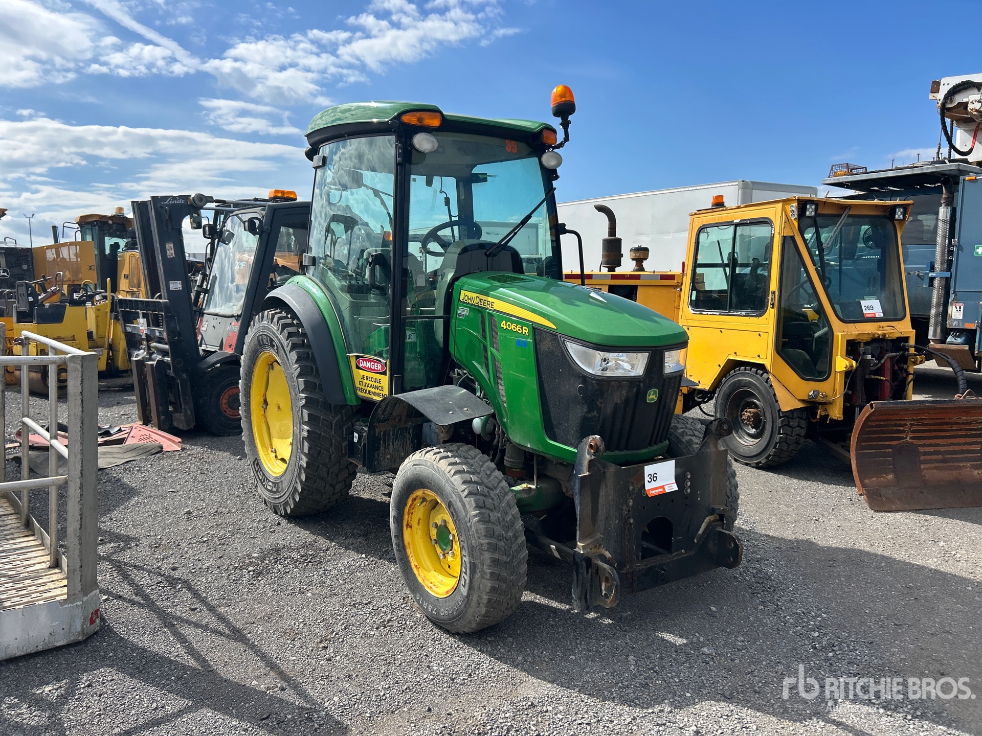 2021 John Deere 4066R