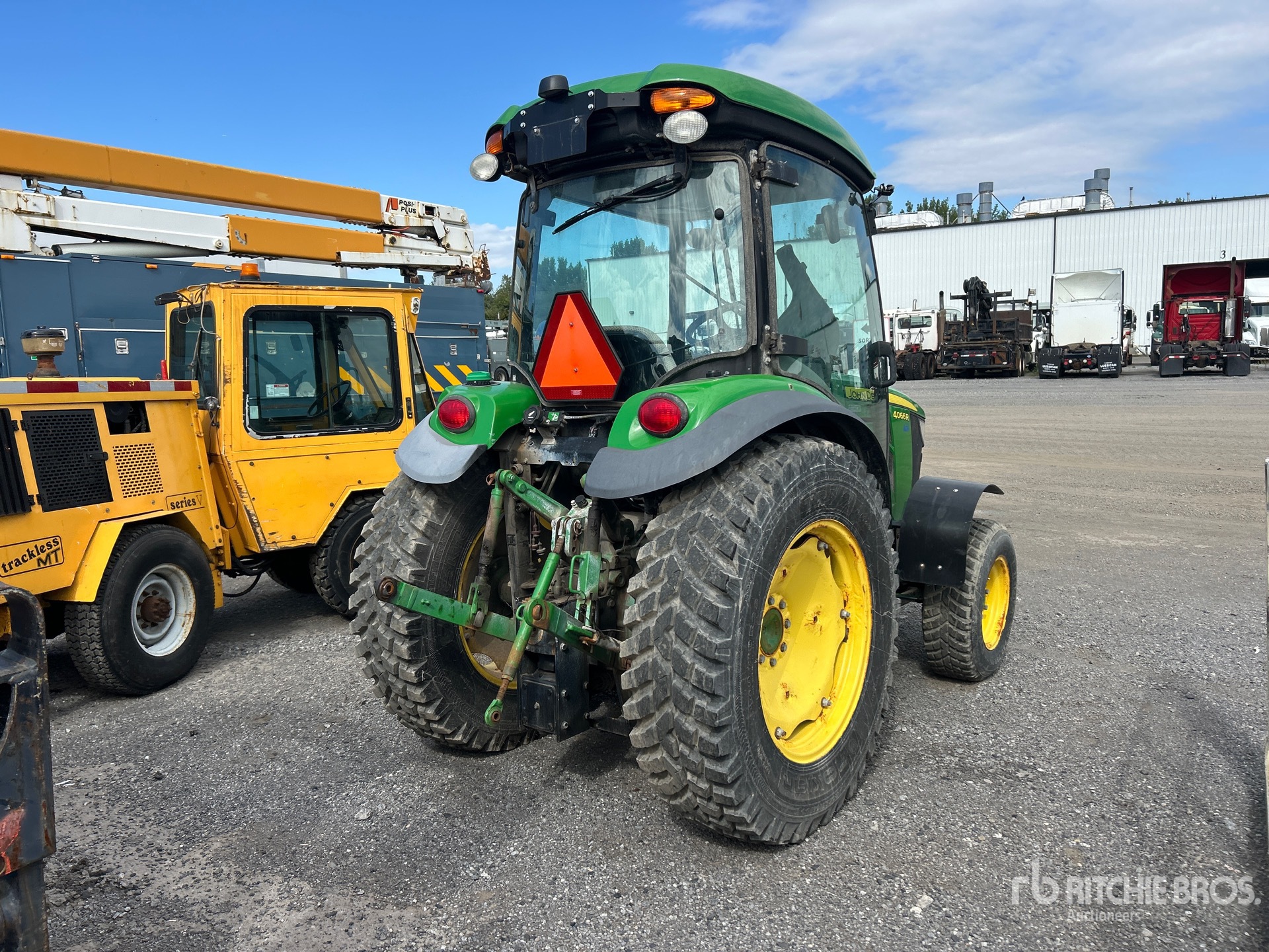 2021 John Deere 4066R