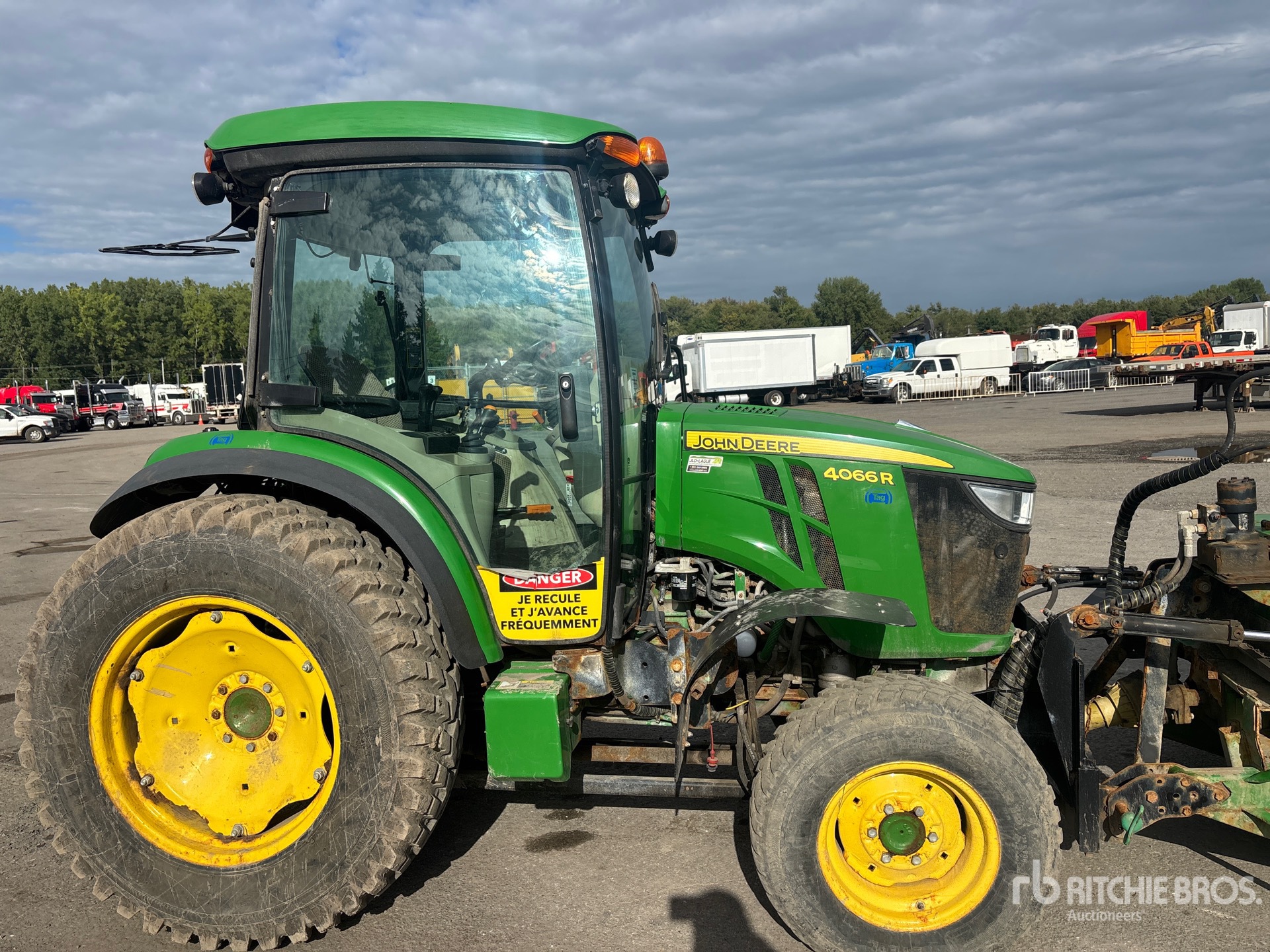 2021 John Deere 4066R