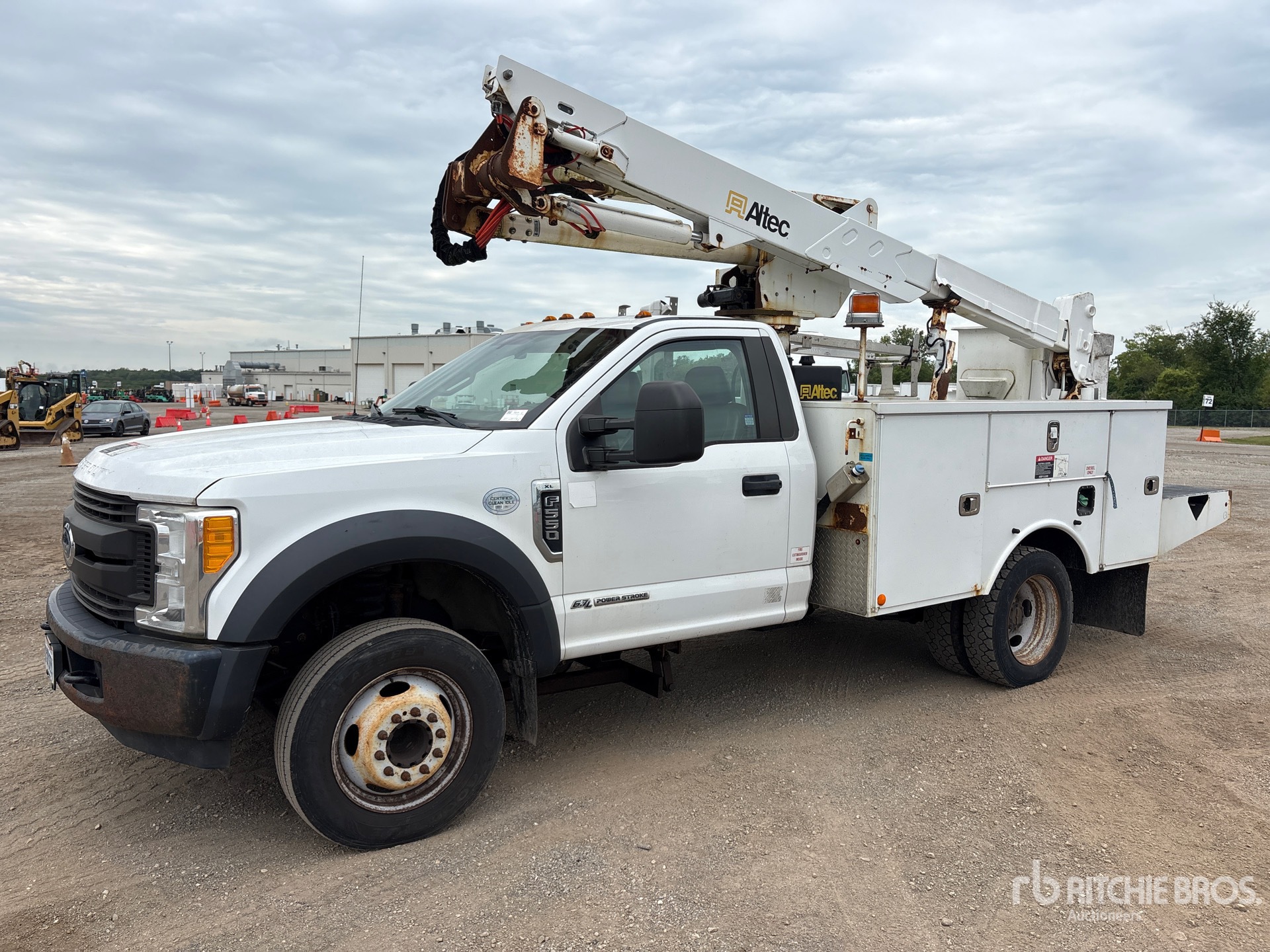 Photo of 2017 Ford F-550