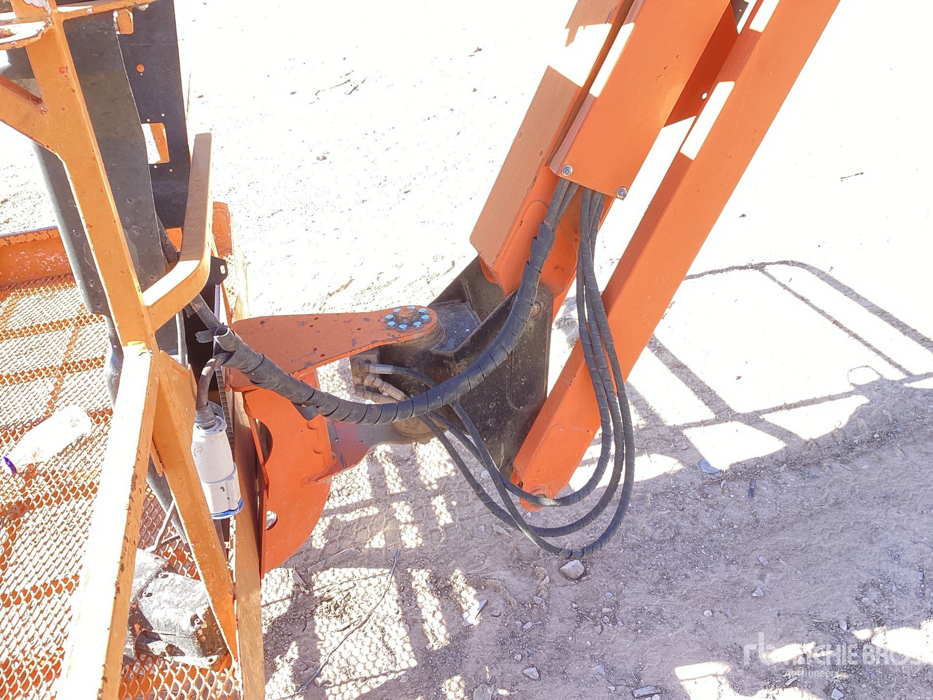 2007 JLG 800AJ