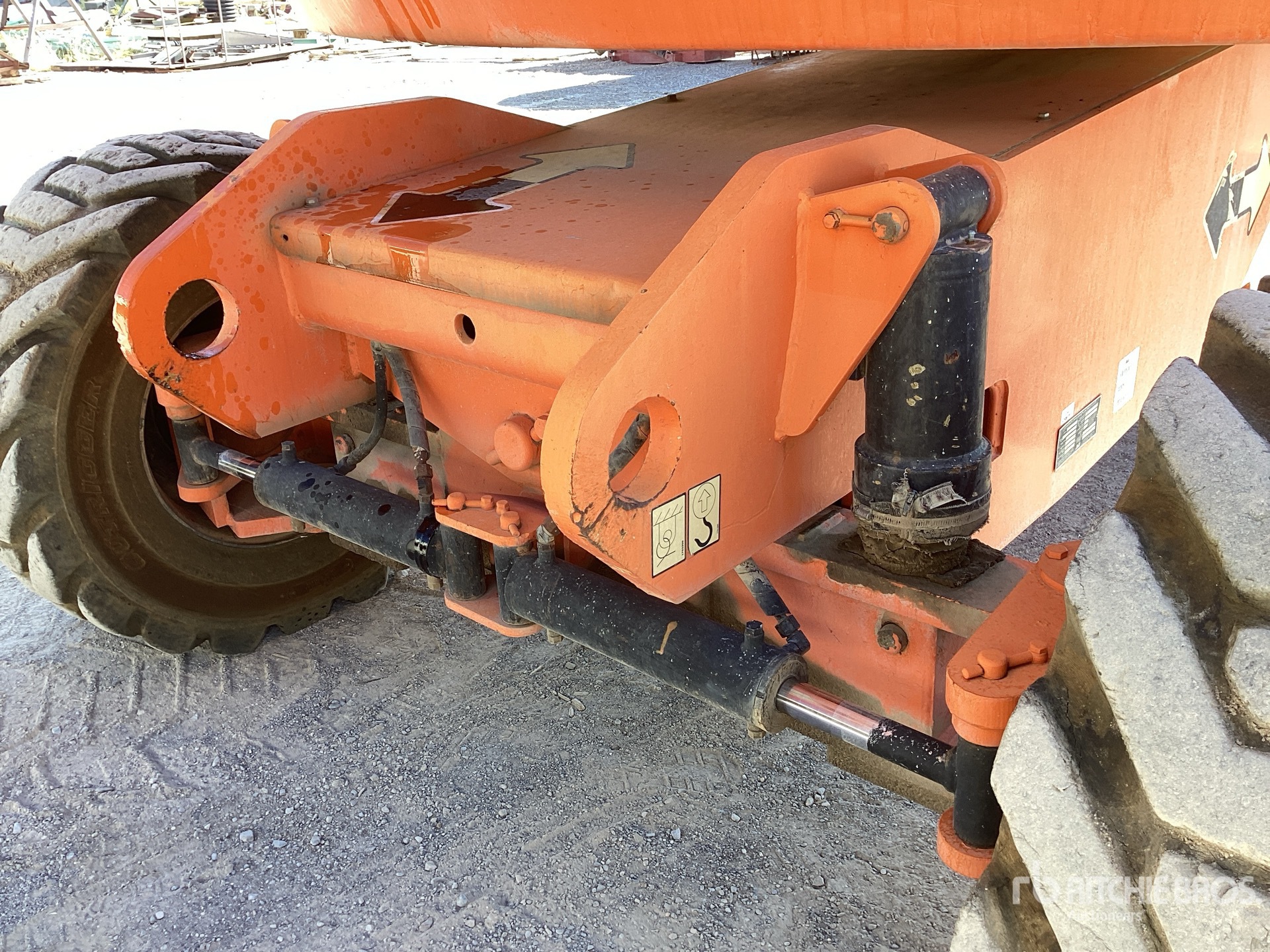 2007 JLG 800AJ
