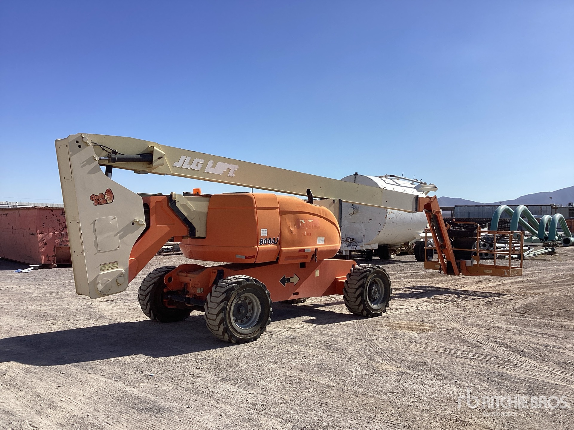 2007 JLG 800AJ