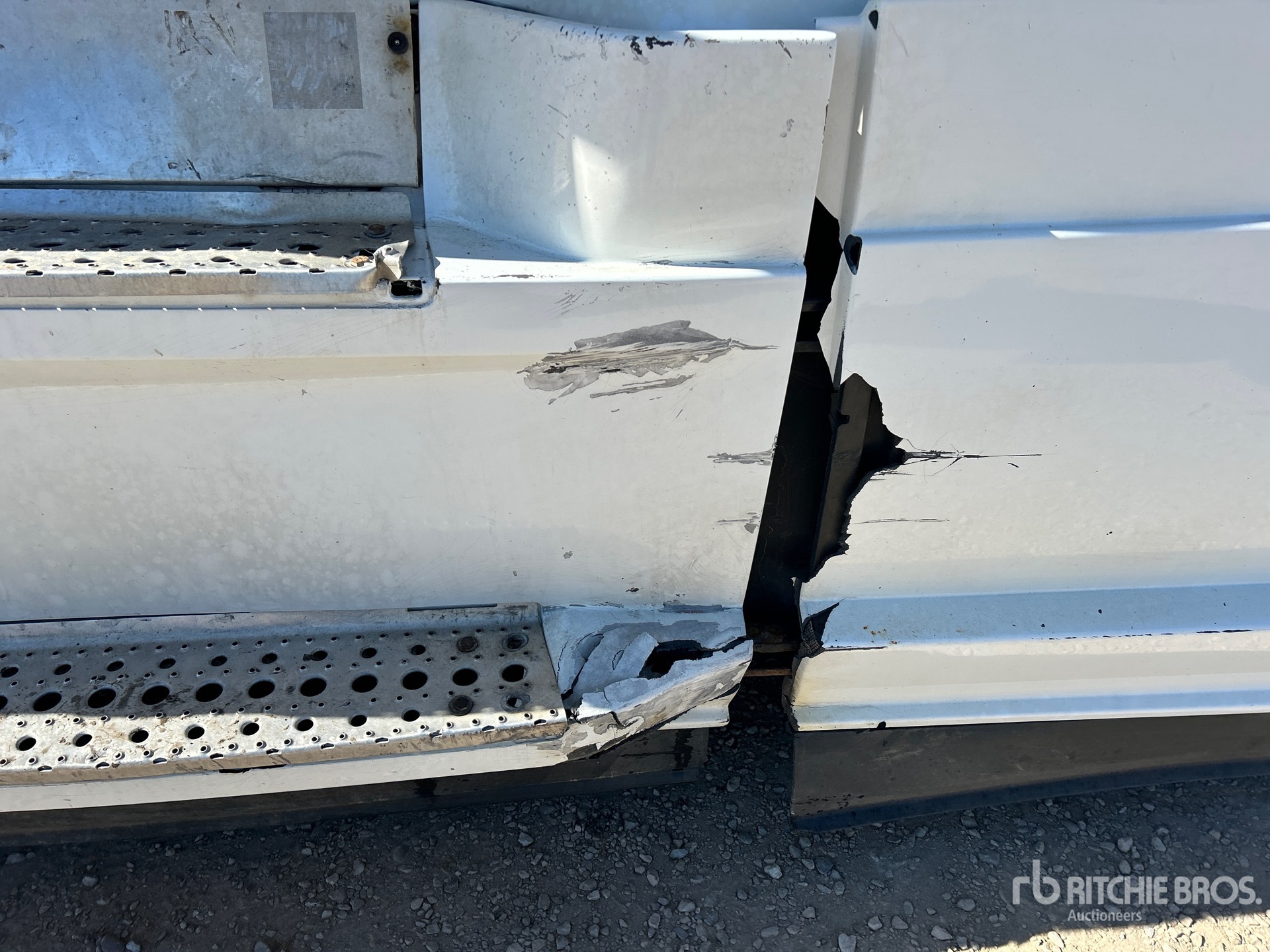 2021 Freightliner CASCADIA 126