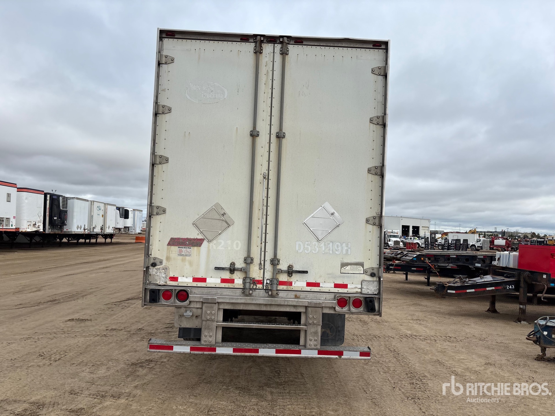 2010 Great Dane 53 FT X 102 IN T/A MULTI -TEMP
