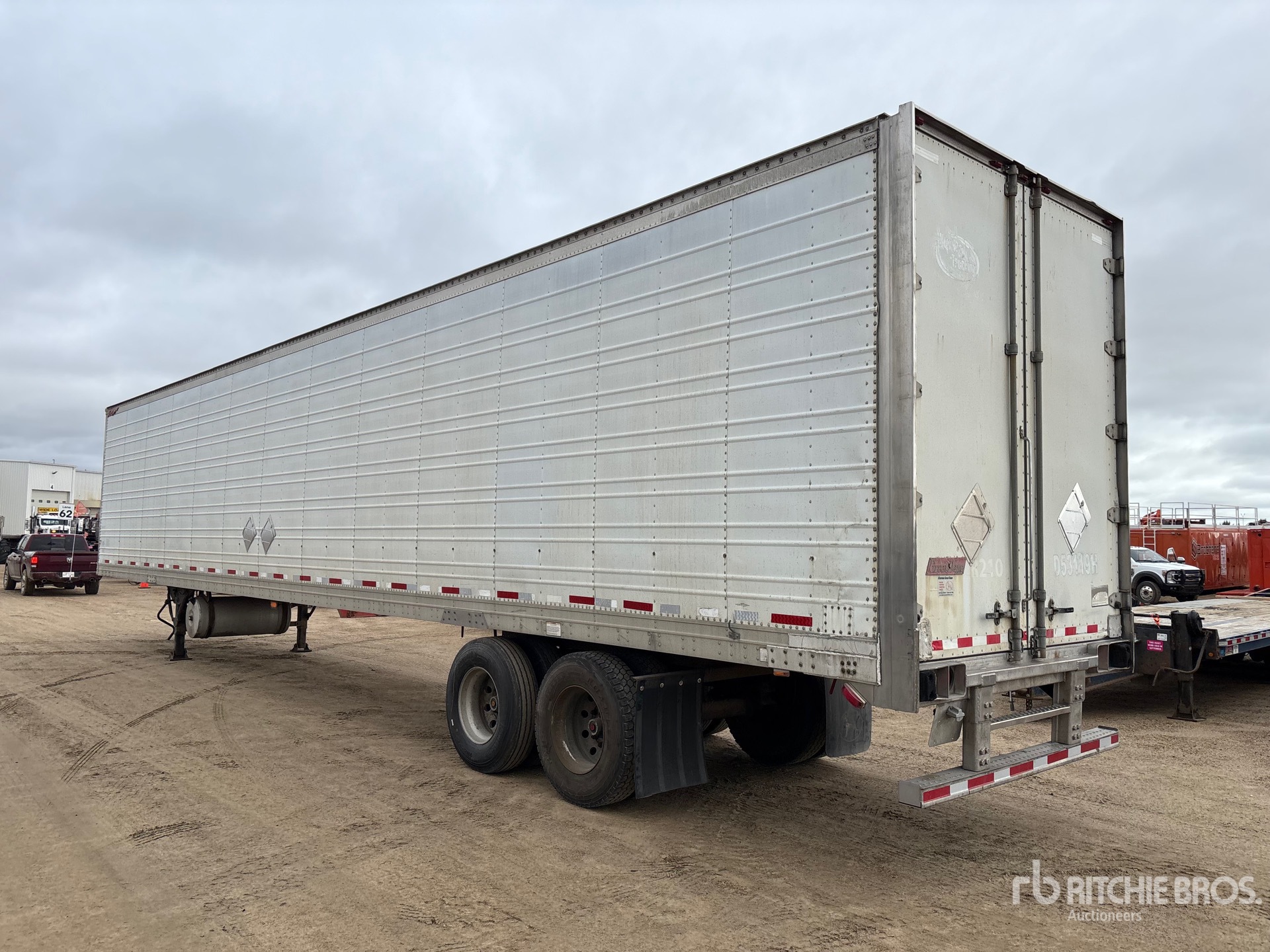 2010 Great Dane 53 FT X 102 IN T/A MULTI -TEMP