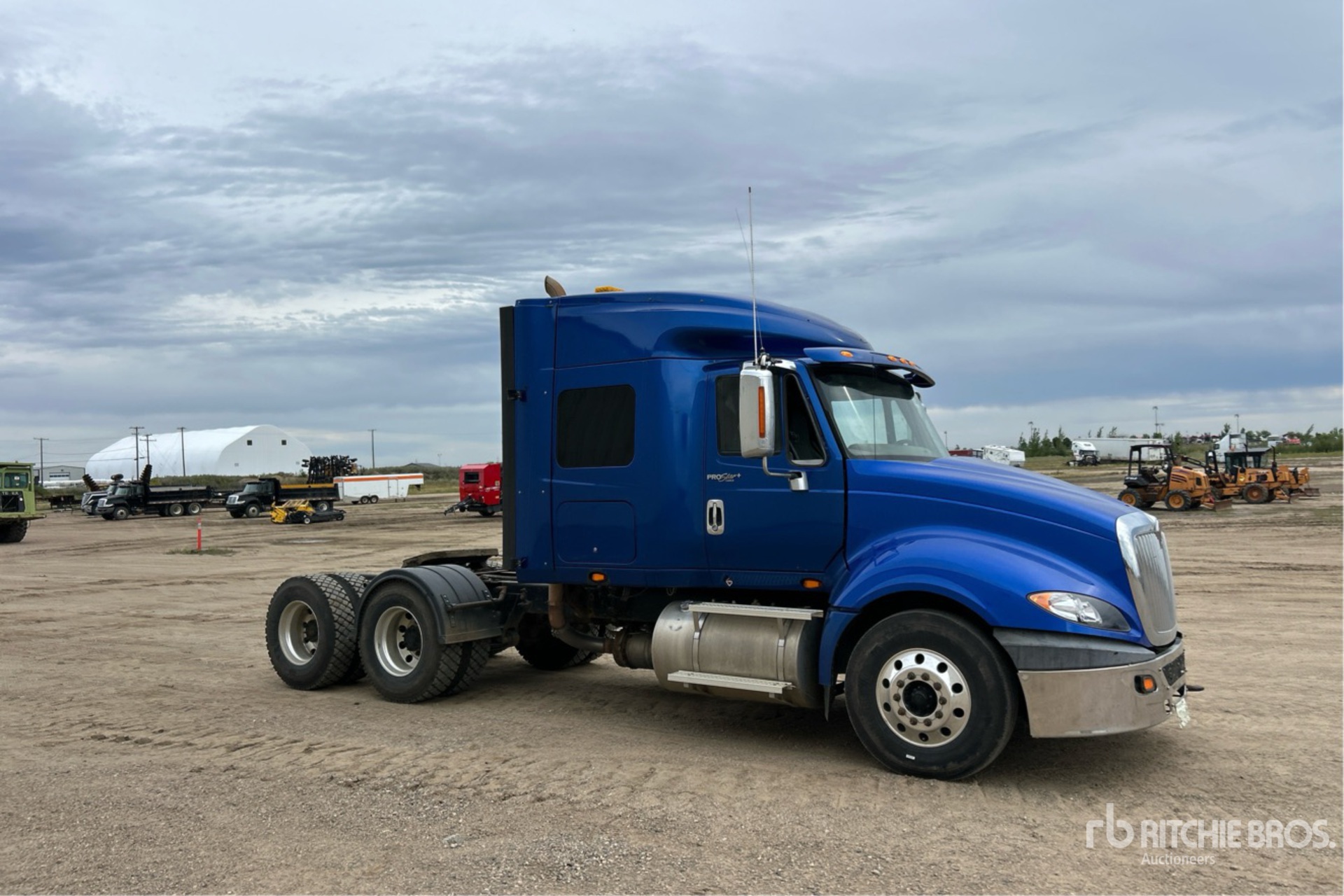 2013 International PROSTAR+ 122