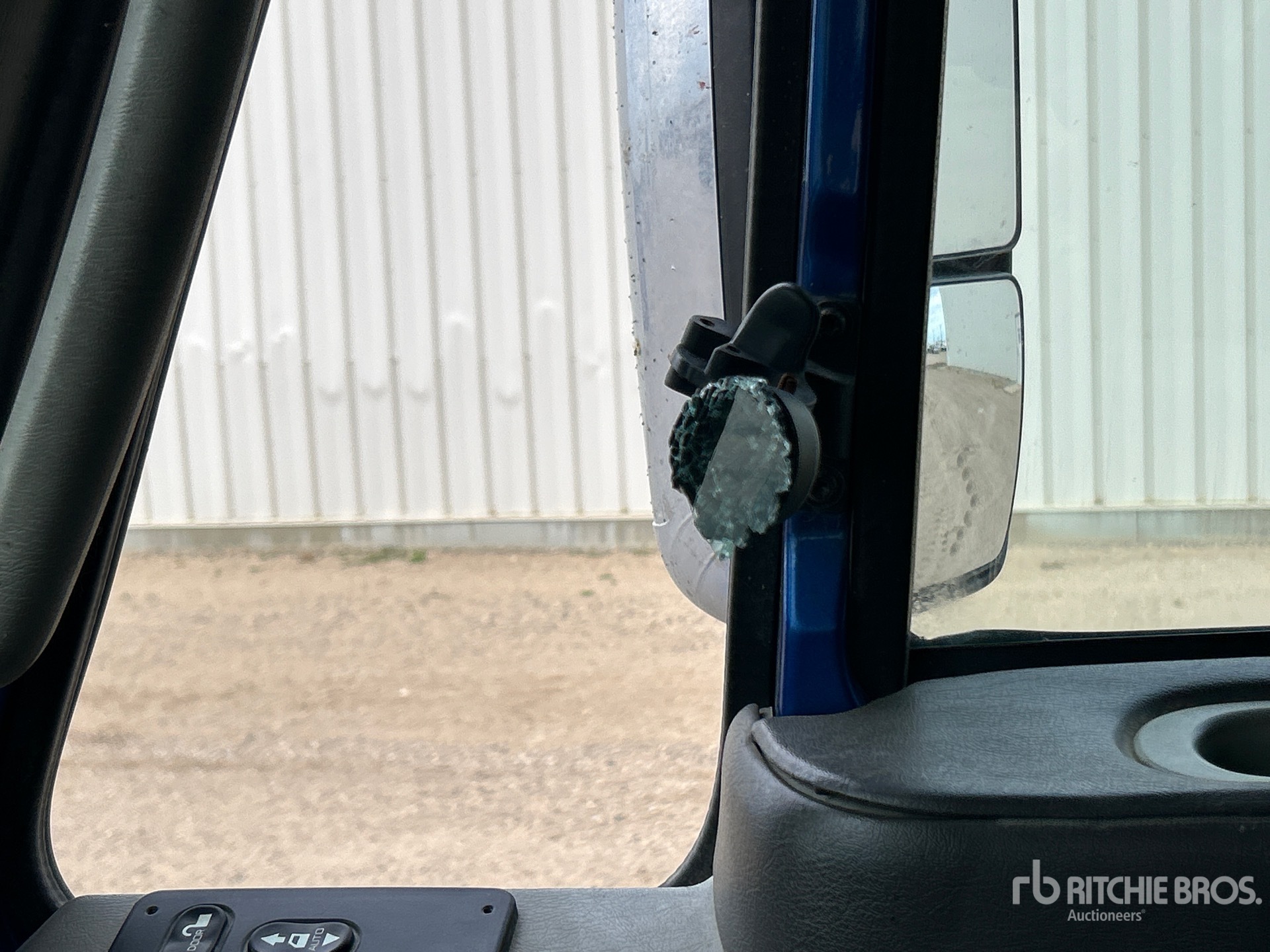 2013 International PROSTAR+ 122