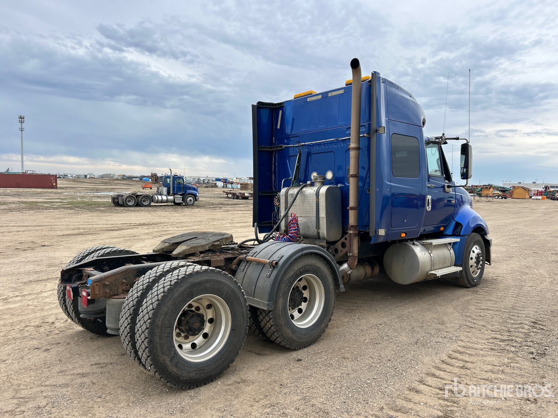 2013 International PROSTAR+ 122