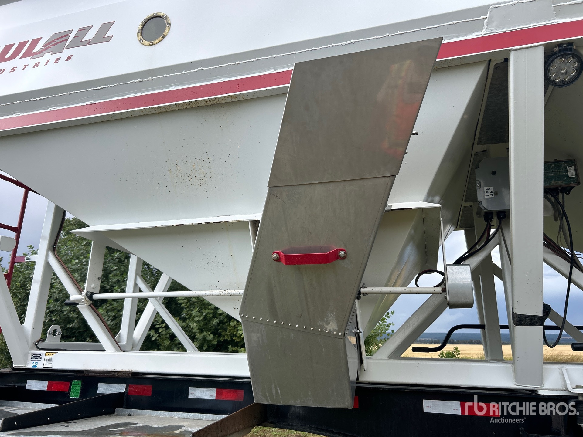 Haul-All 27 FT TRI/A SUPER B-TRAIN LEAD