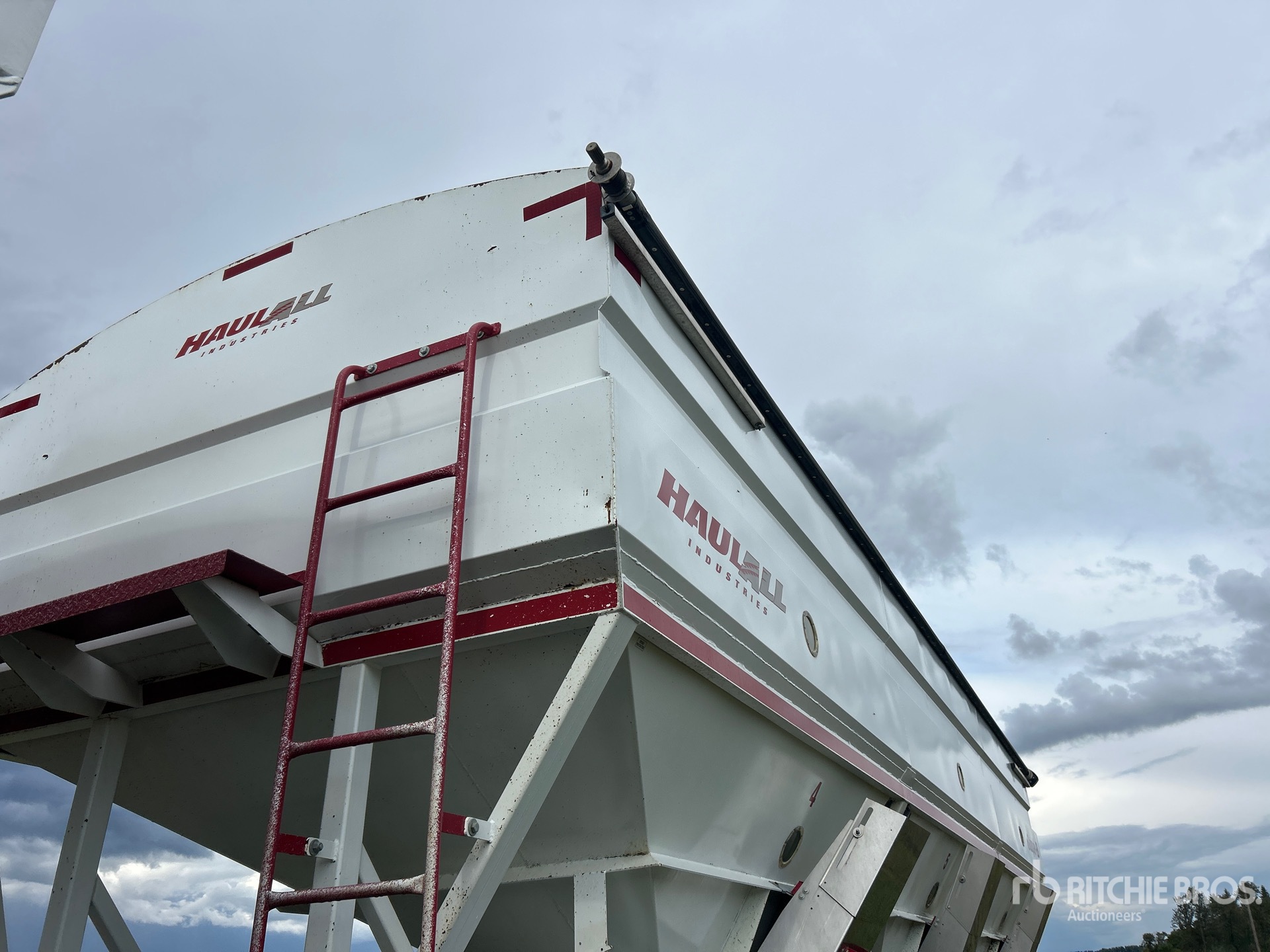 Haul-All 30 FT T/A SUPER B-TRAIN PUP