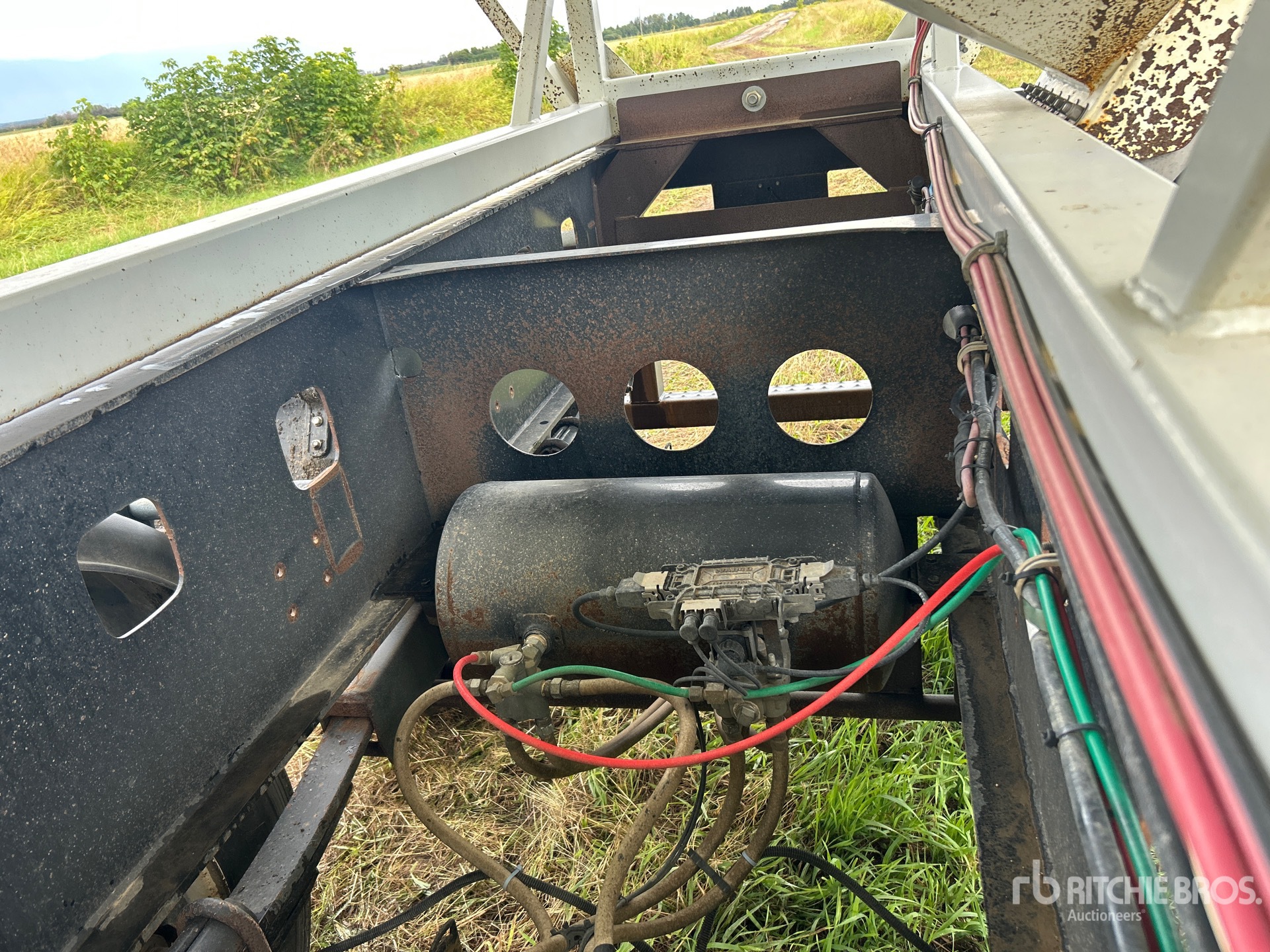 Haul-All 30 FT T/A SUPER B-TRAIN PUP