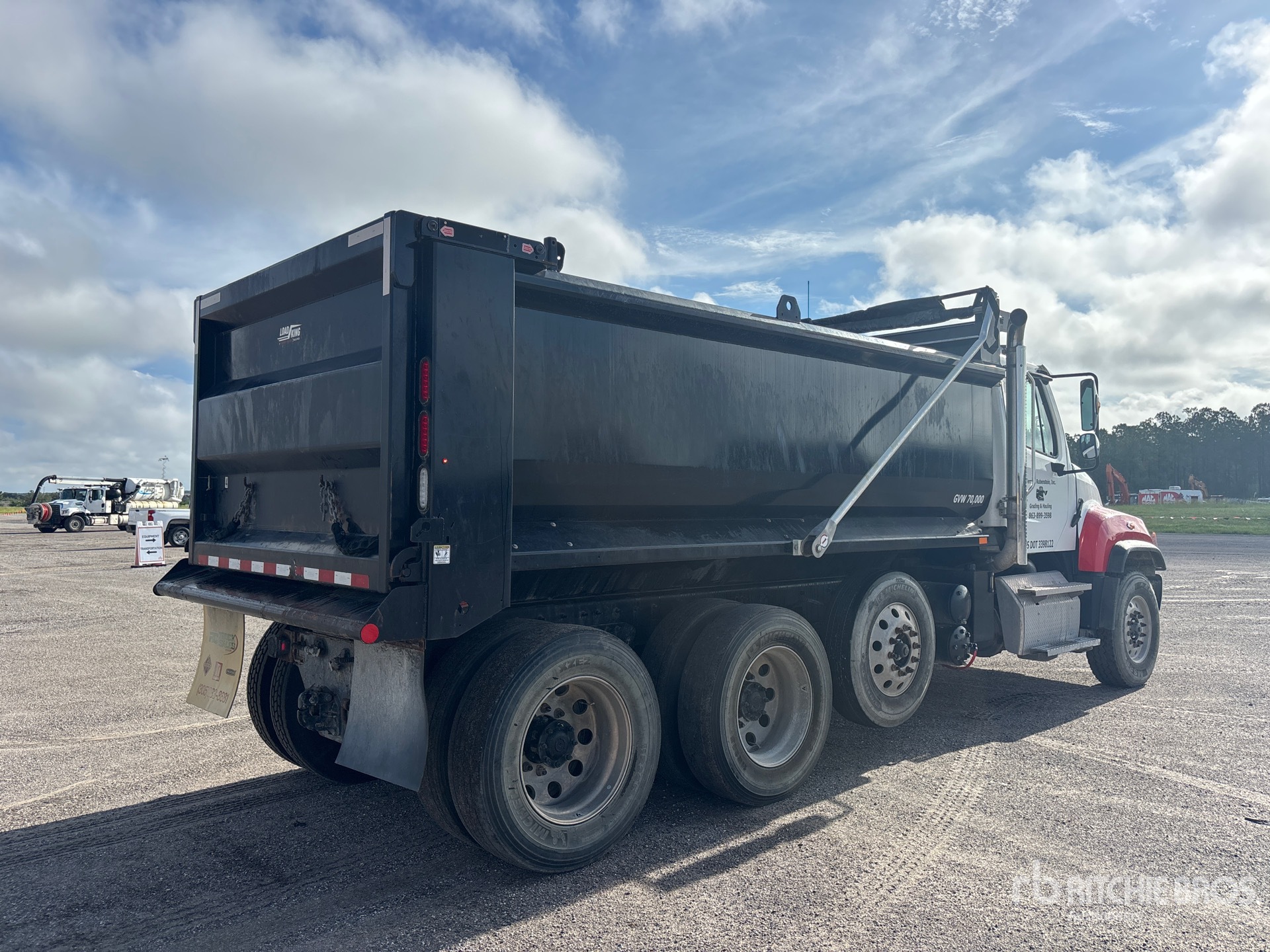 2023 Freightliner 114SD