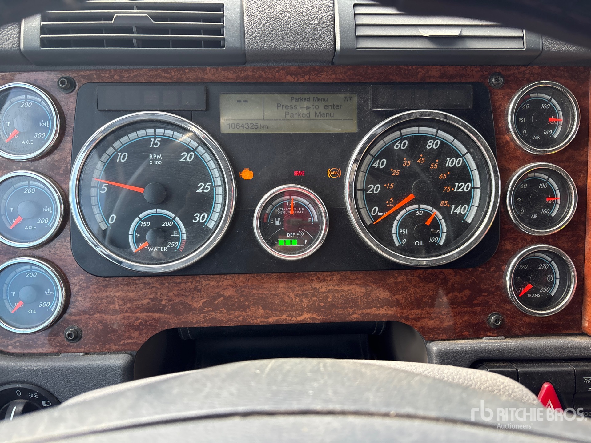 2016 Freightliner CASCADIA 125