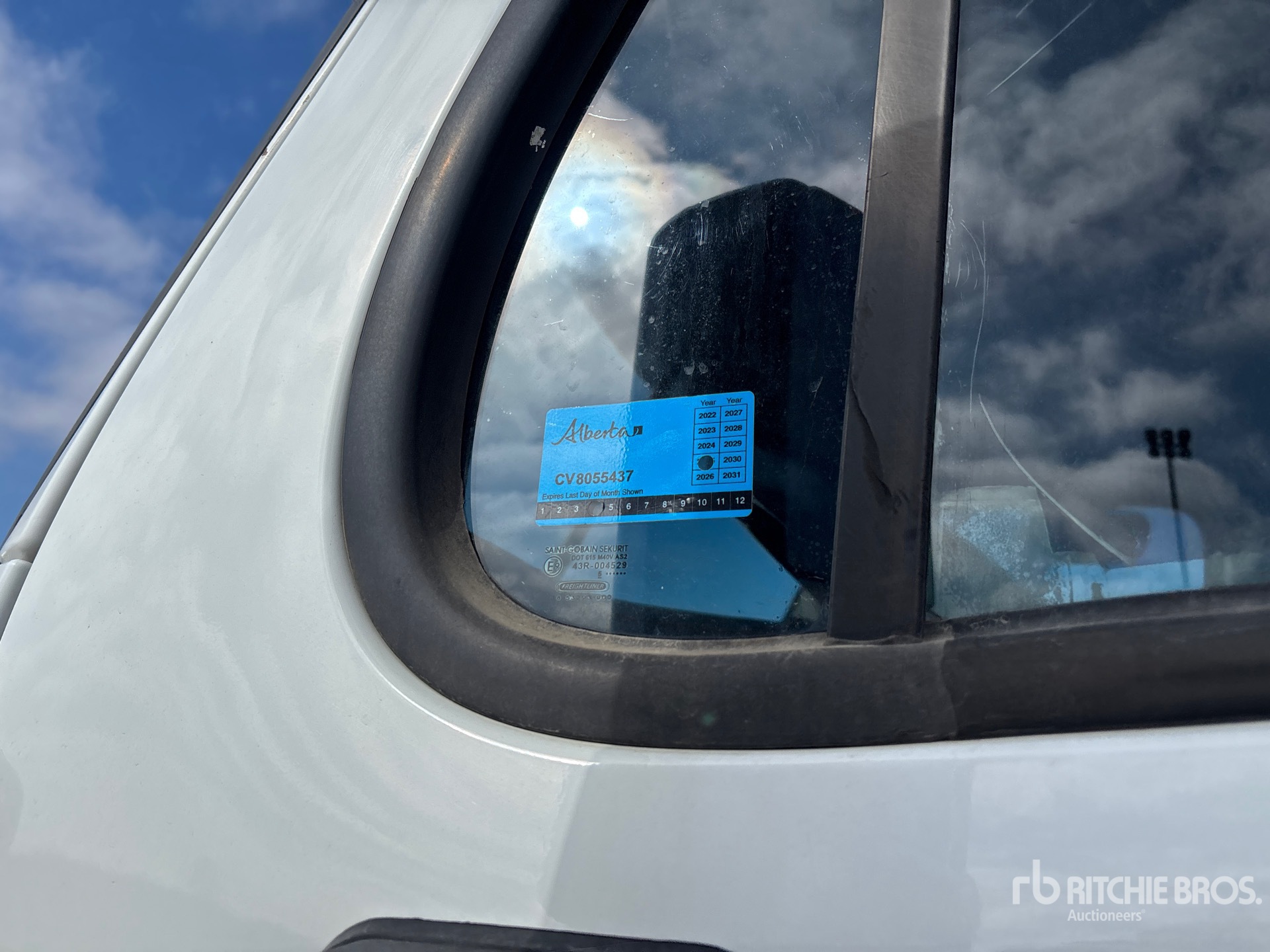 2016 Freightliner CASCADIA 125