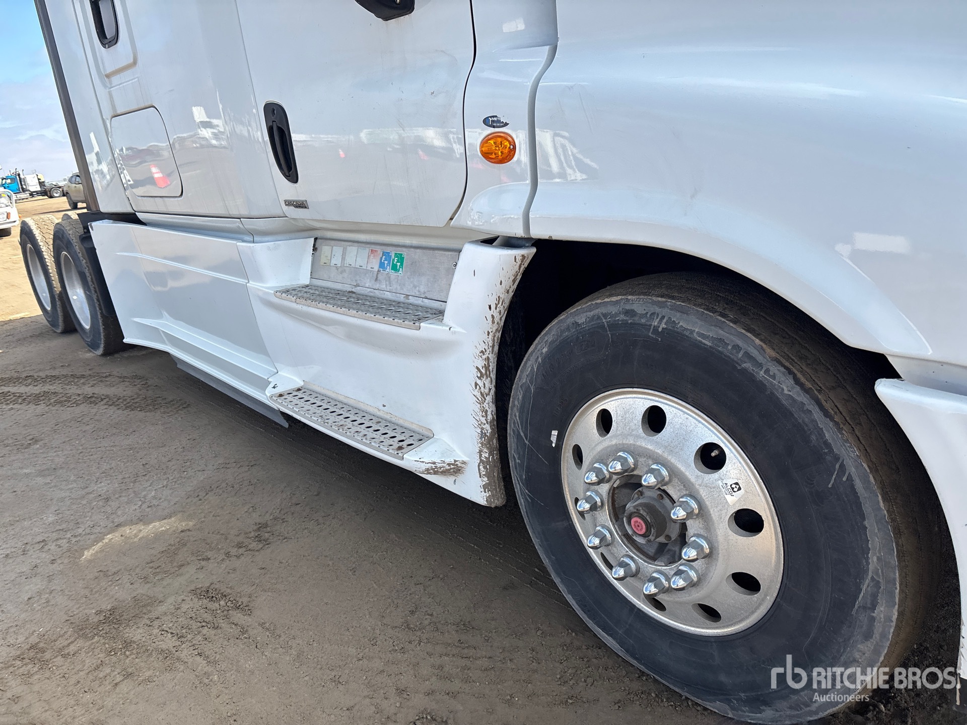 2016 Freightliner CASCADIA 125
