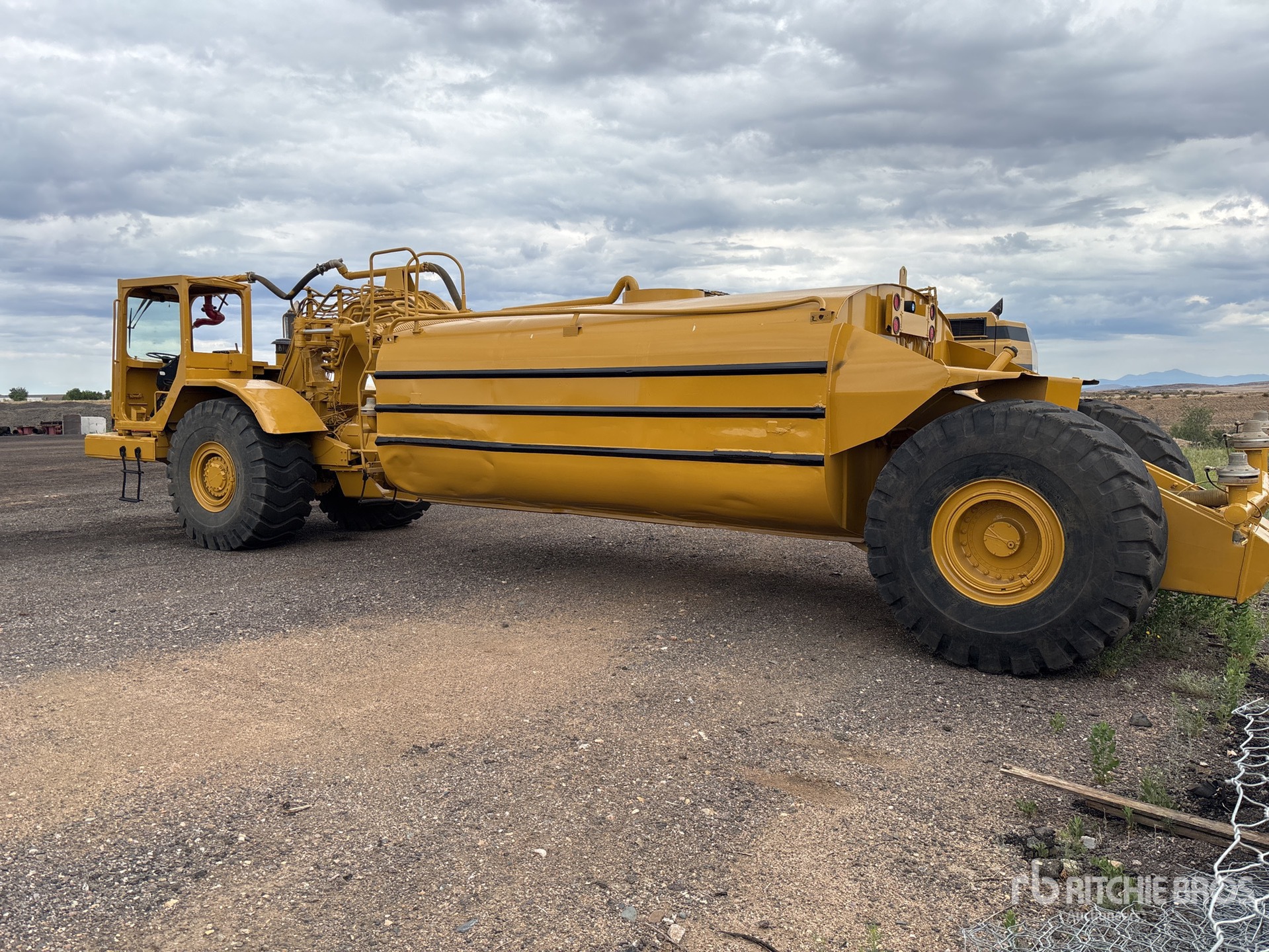 1989 Caterpillar 615C