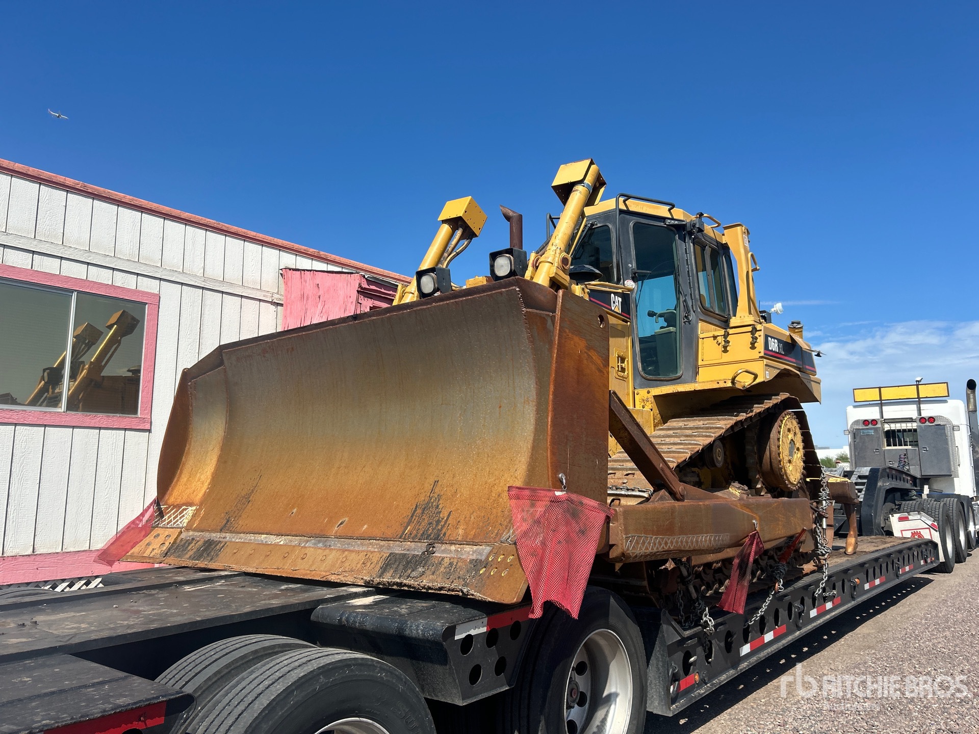 Photo of 2004 Caterpillar D6R XL
