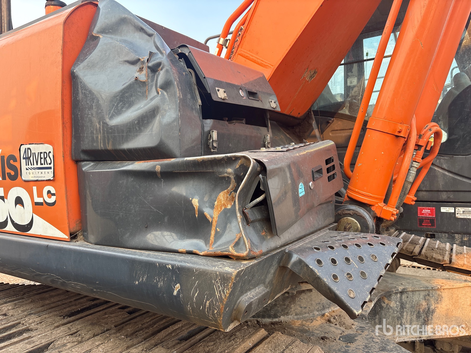 2017 Hitachi ZX350LC-6N