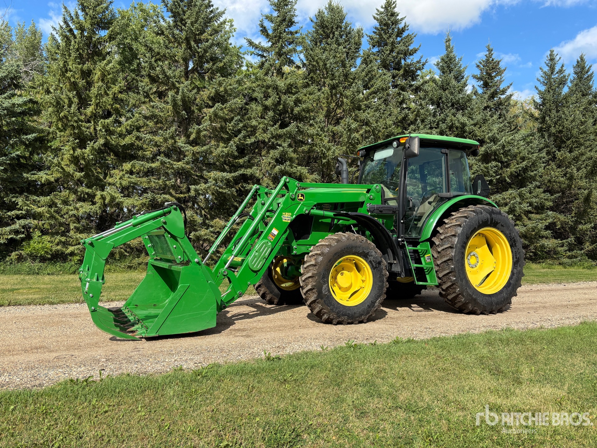 2015 John Deere 6140D
