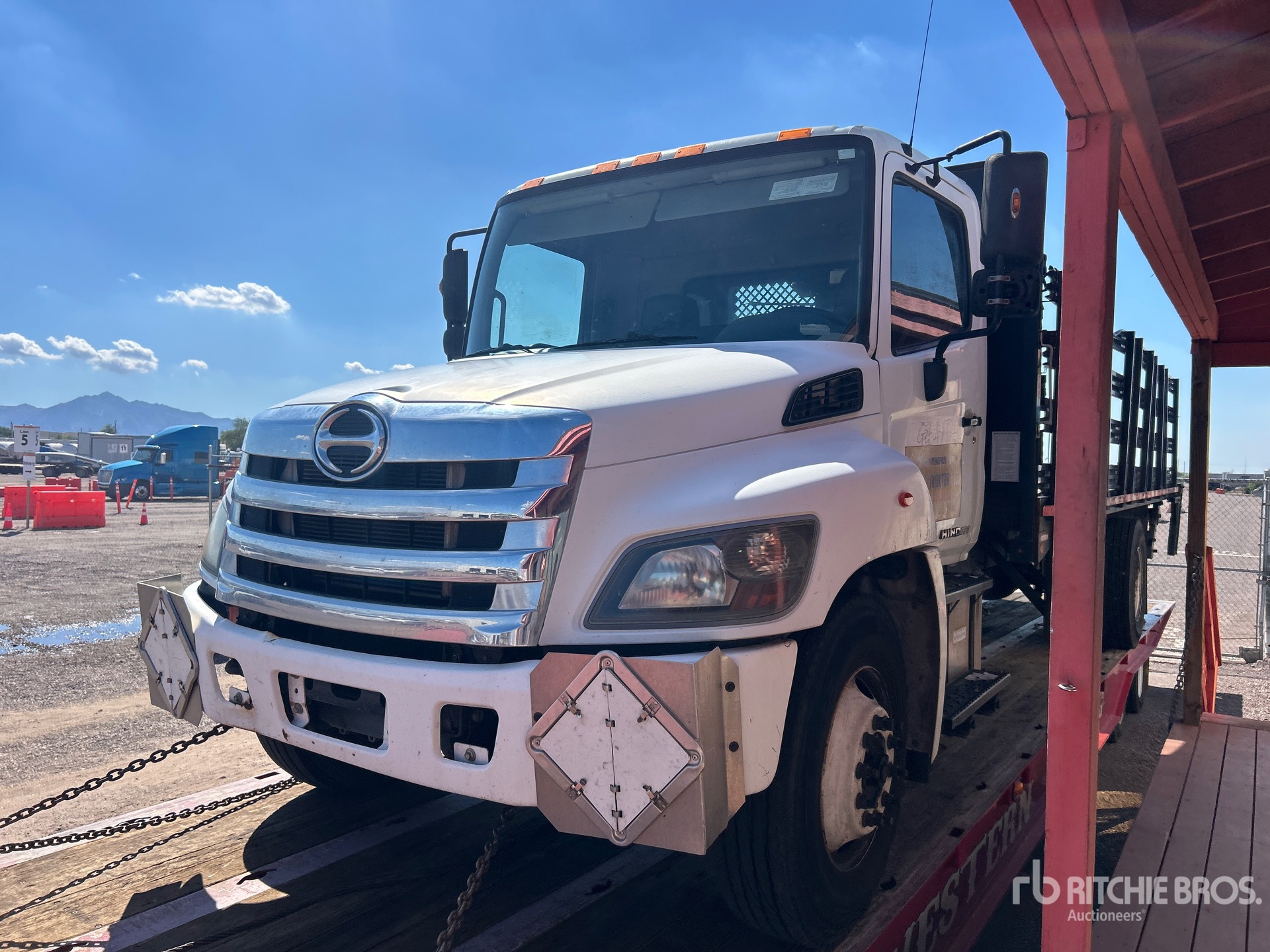 2017 Hino 268