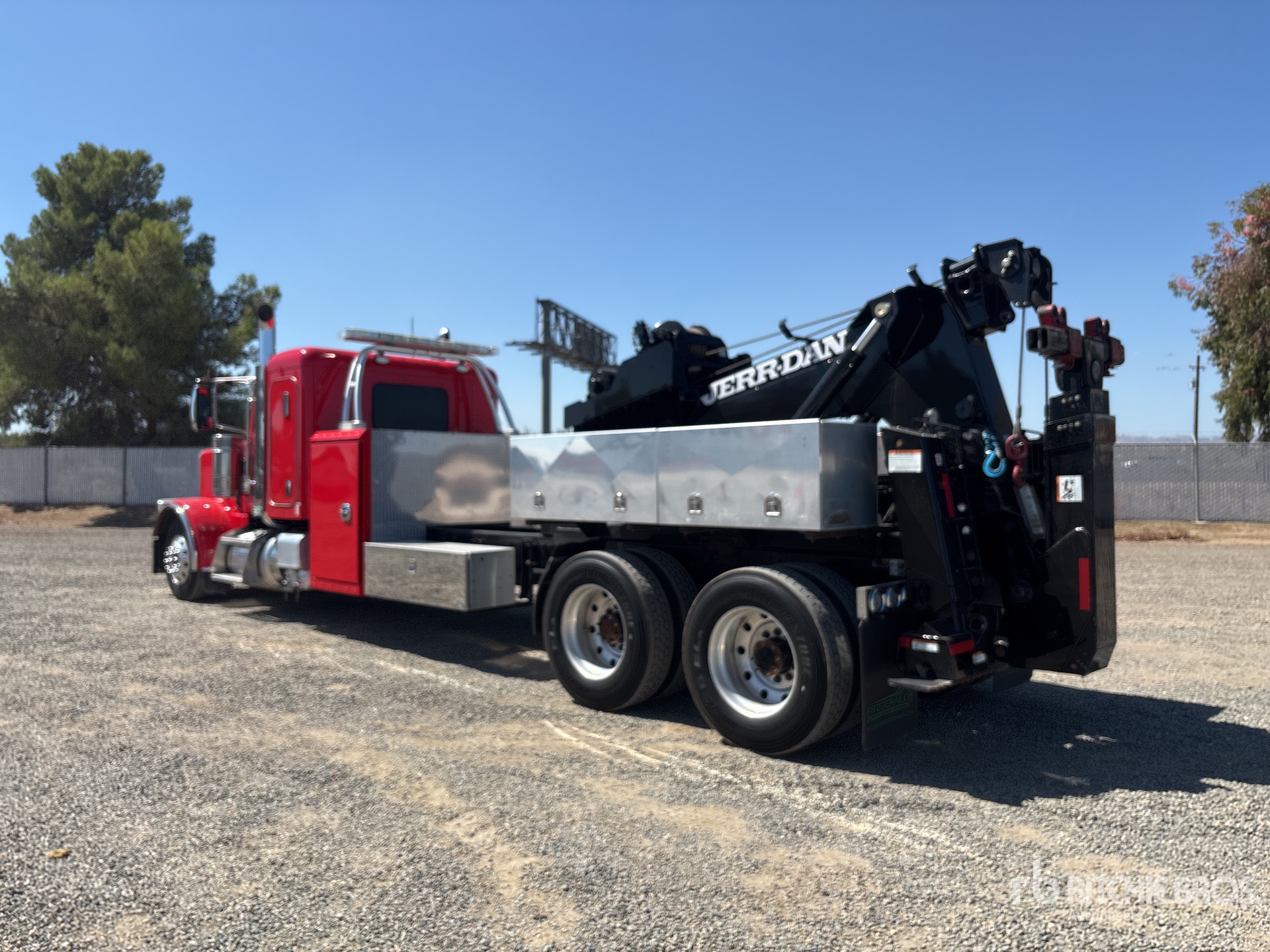 2019 Peterbilt 389