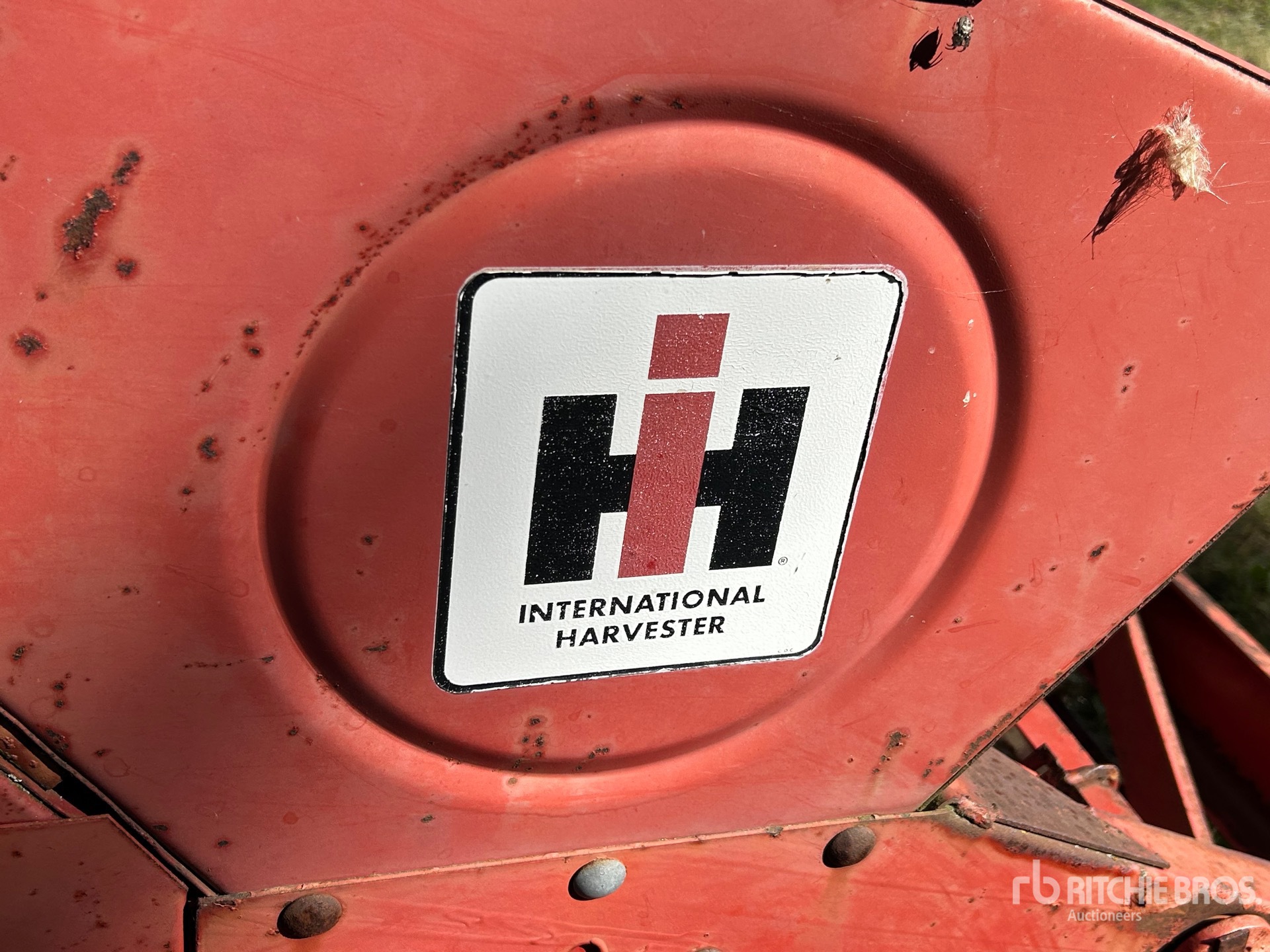 International 12 ft