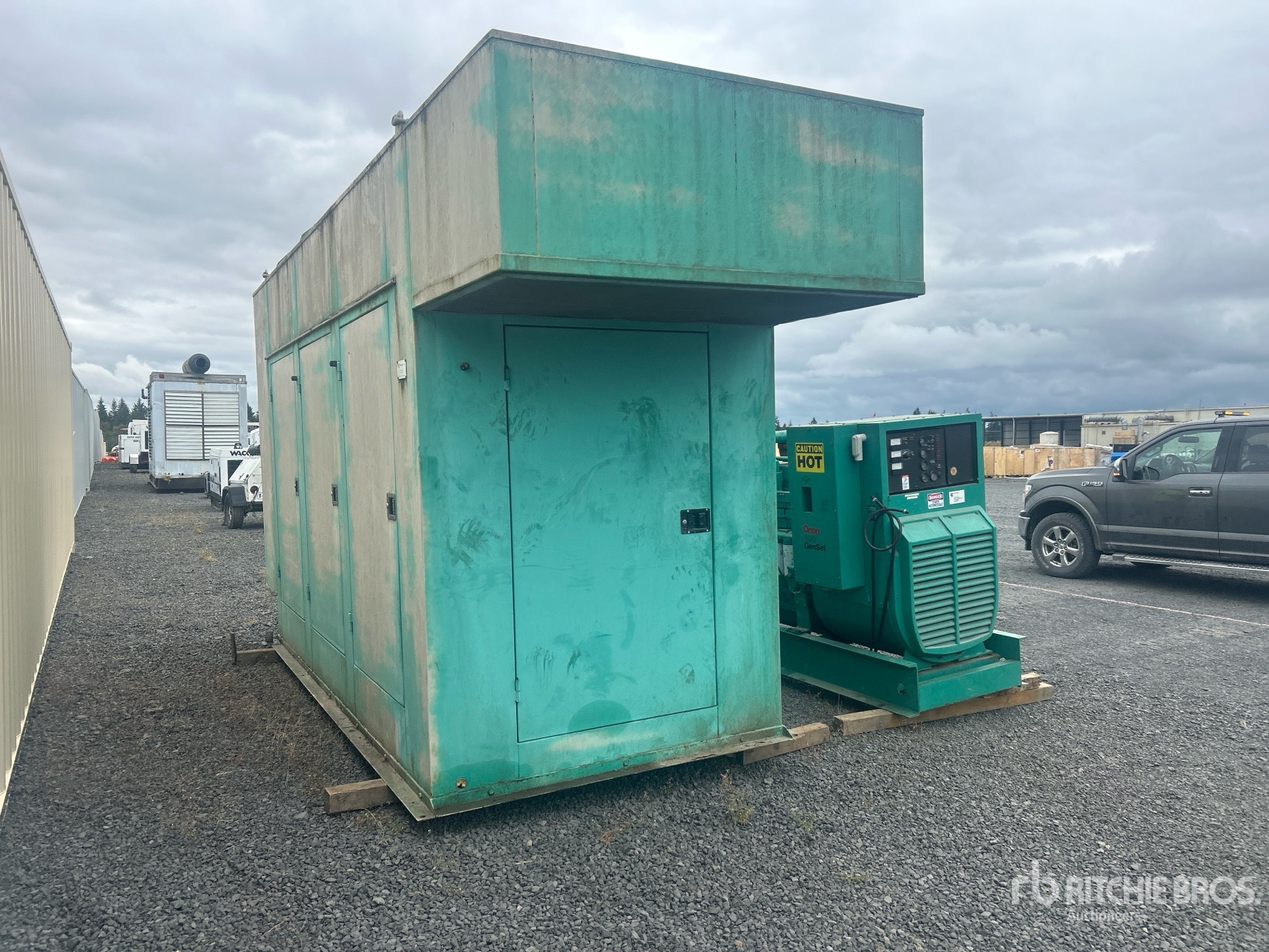 1986 Onan 400 KW SKID-MOUNTED