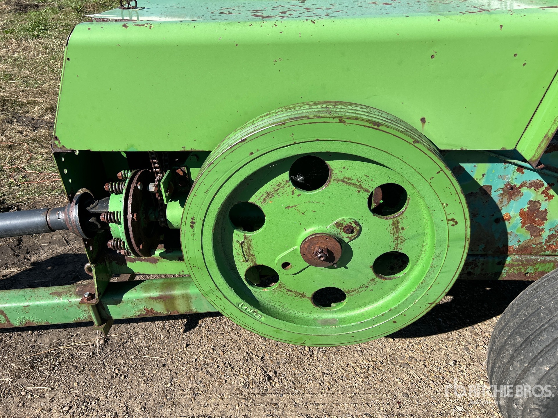 John Deere 346