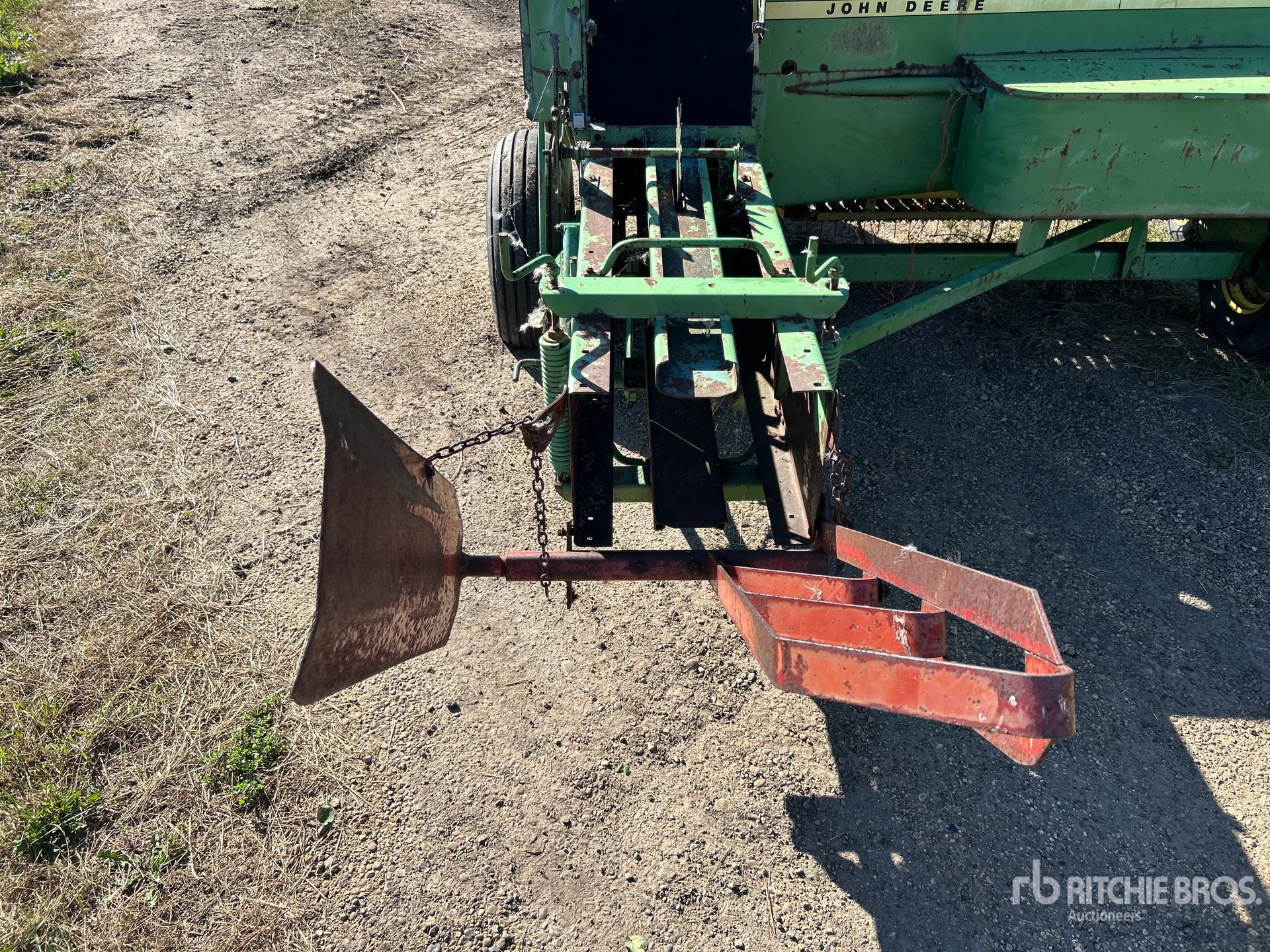 John Deere 346