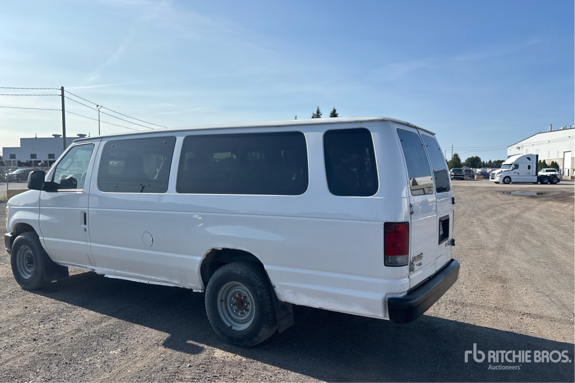 2013 Ford E-350
