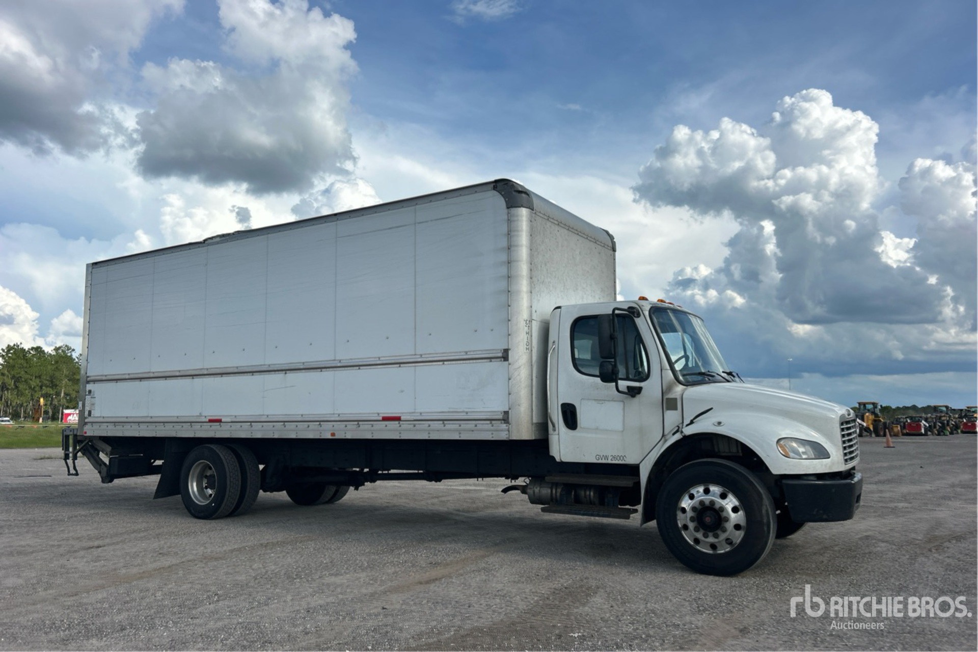 2019 Freightliner M2 106