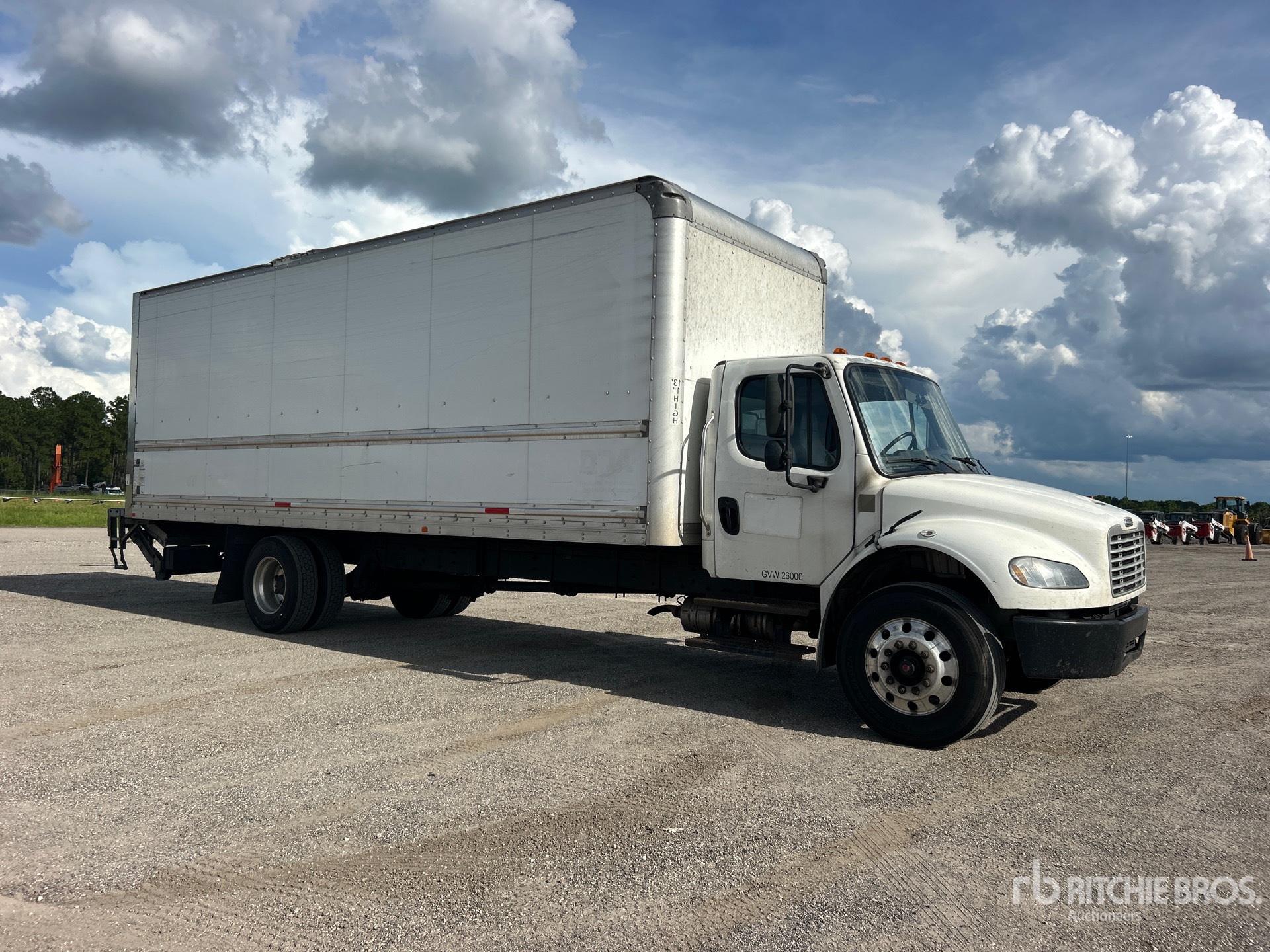 2019 Freightliner M2 106